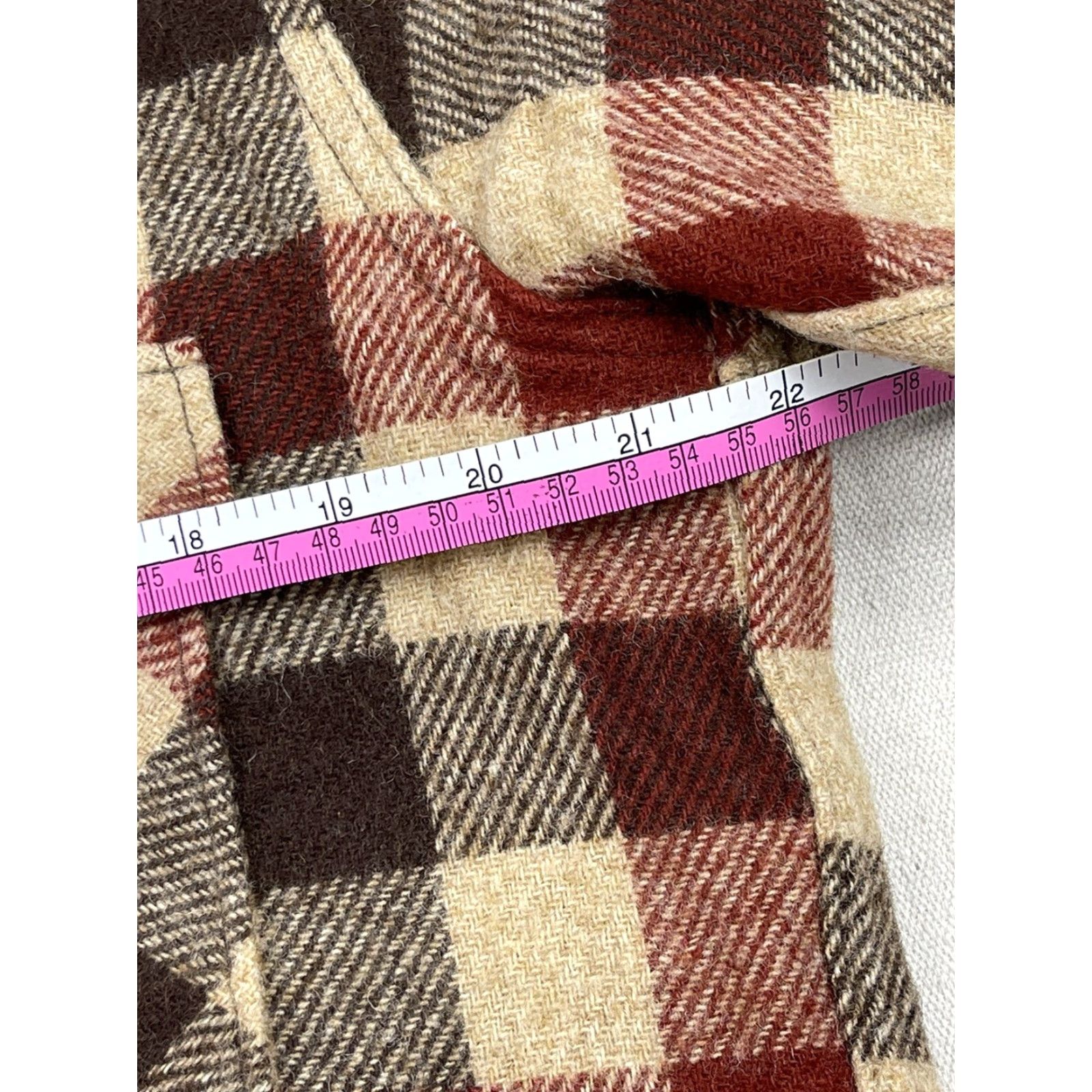 Vintage VINTAGE Woolrich 60s Plaid Flannel Shirt Adult Medium Brown Thick Hunting Mens Size US M / EU 48-50 / 2 - 6 Thumbnail