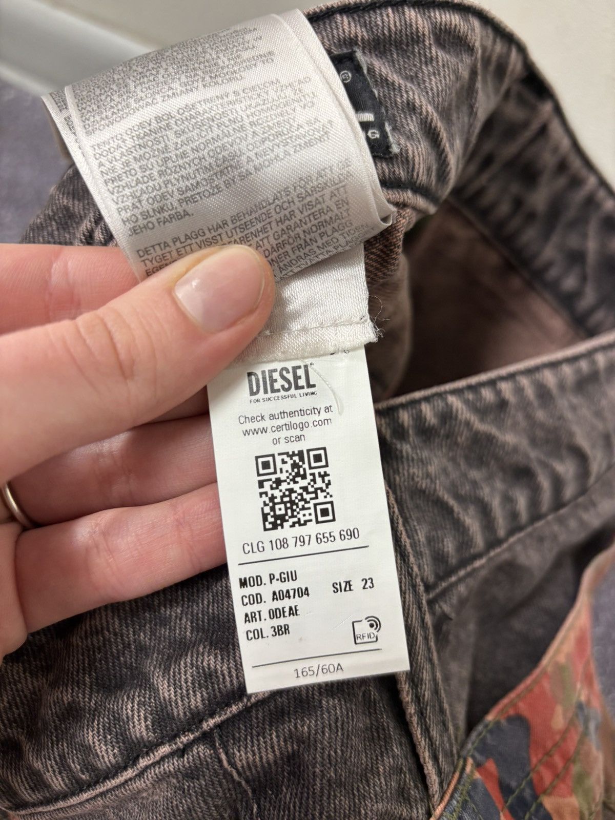 Diesel Diesel P-Giu NWT Women’s Field Camo Double Waist Cargo Pants Size 23" - 19 Thumbnail