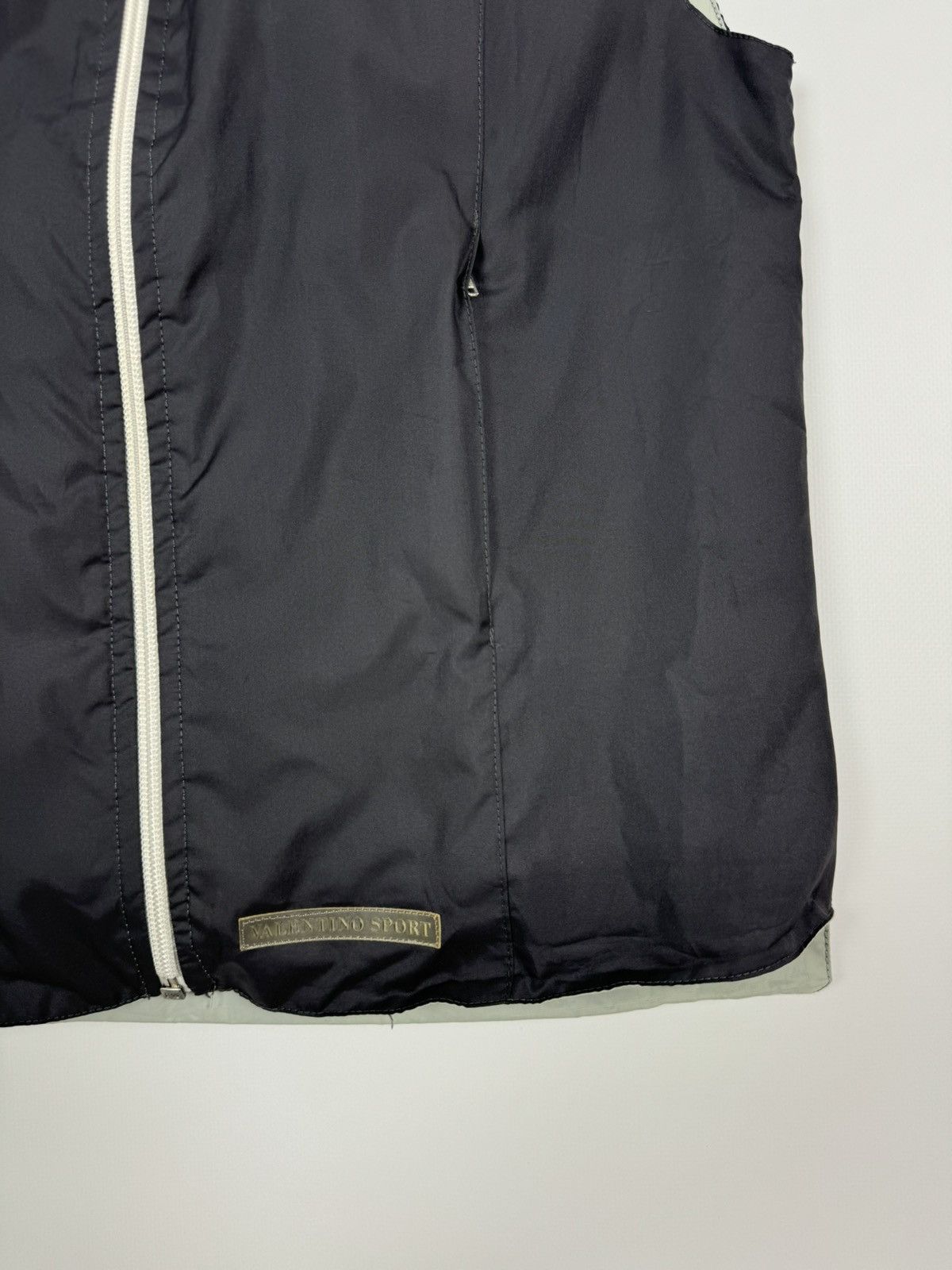 Valentino 1990’s Vintage Valentino Sport Vest Size M / US 6-8 / IT 42-44 - 9 Thumbnail