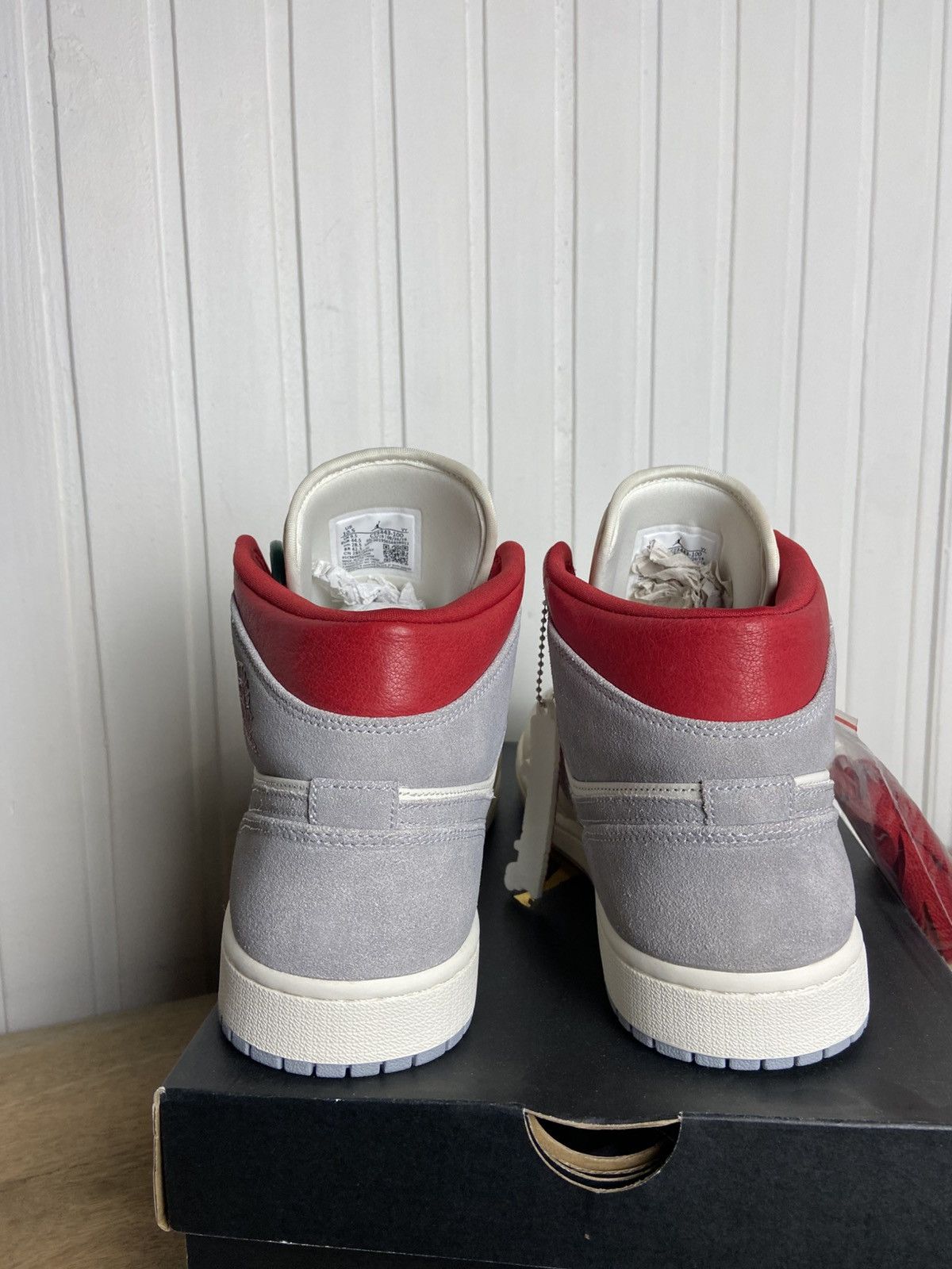 Jordan Brand New Jordan 1 Mid "Sneakersnstuff 20th" authentic size 10,5us Size US 10.5 / EU 43-44 - 6 Thumbnail