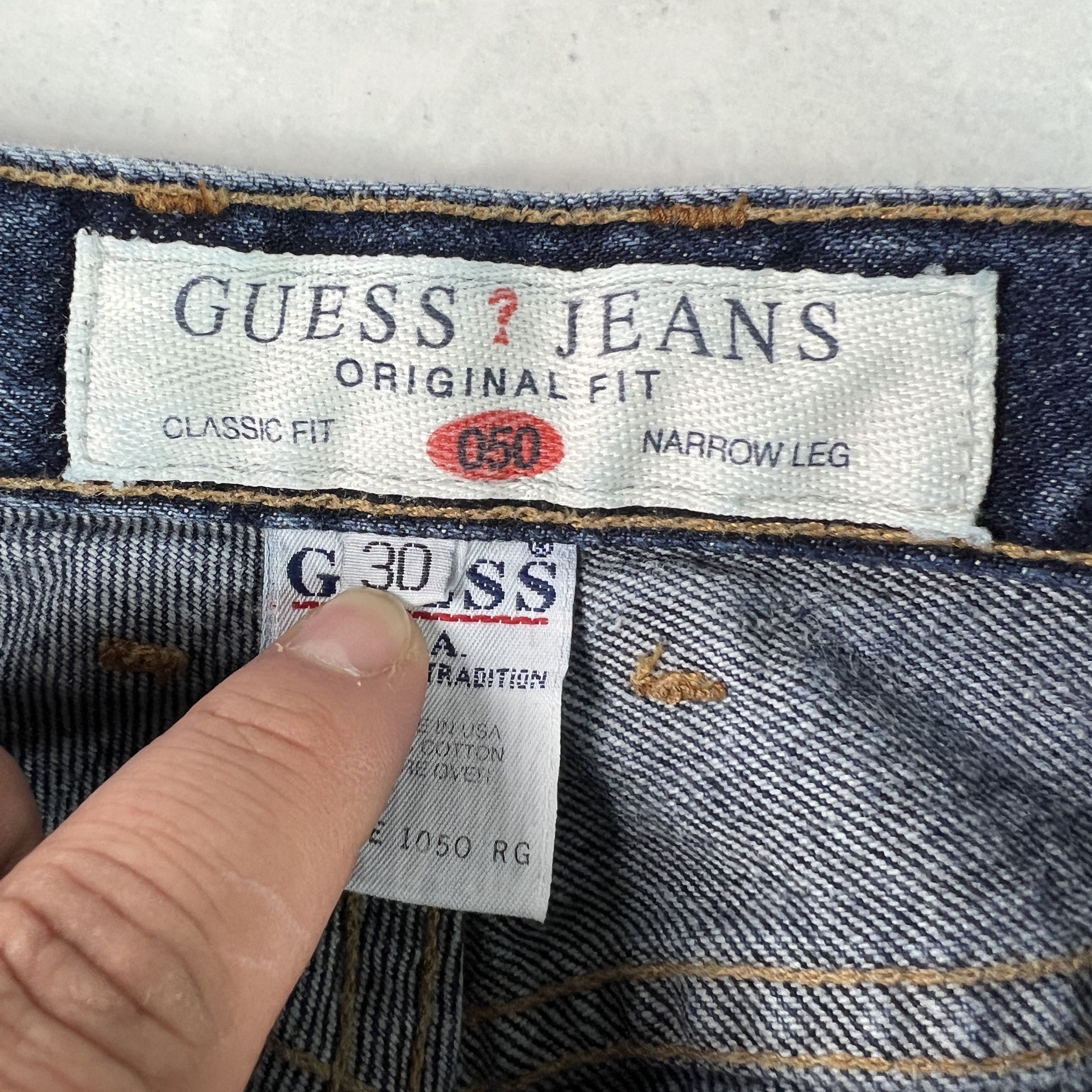 Guess VTG 90s Guess Jeans High Rise Straight Narrow Leg Blue Denim Size 30" / US 8 / IT 44 - 6 Thumbnail