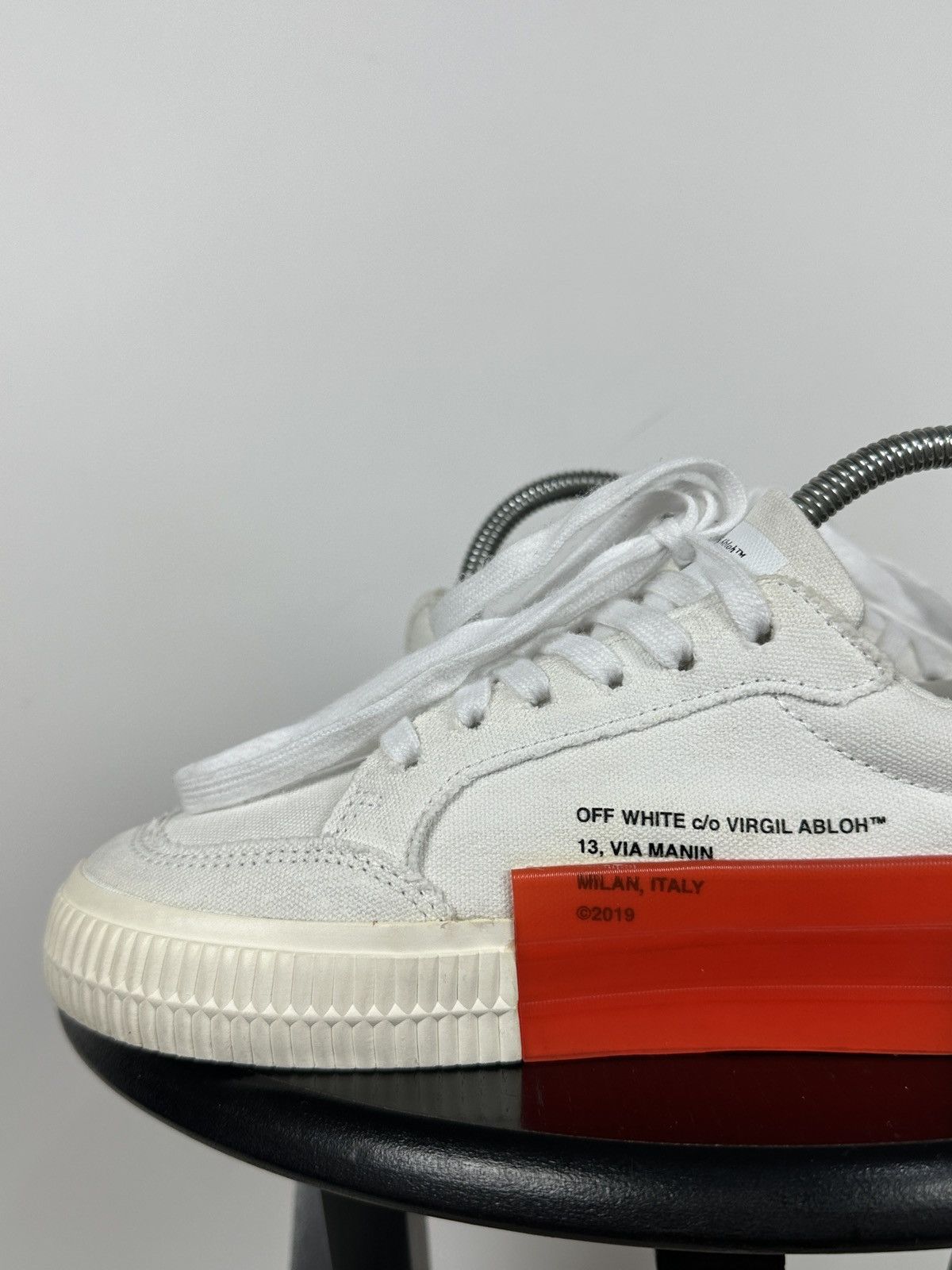 Off-White Off-White Vulcanized Virgil Abloh Low Top Sneakers Size US 7 / IT 37 - 20 Thumbnail