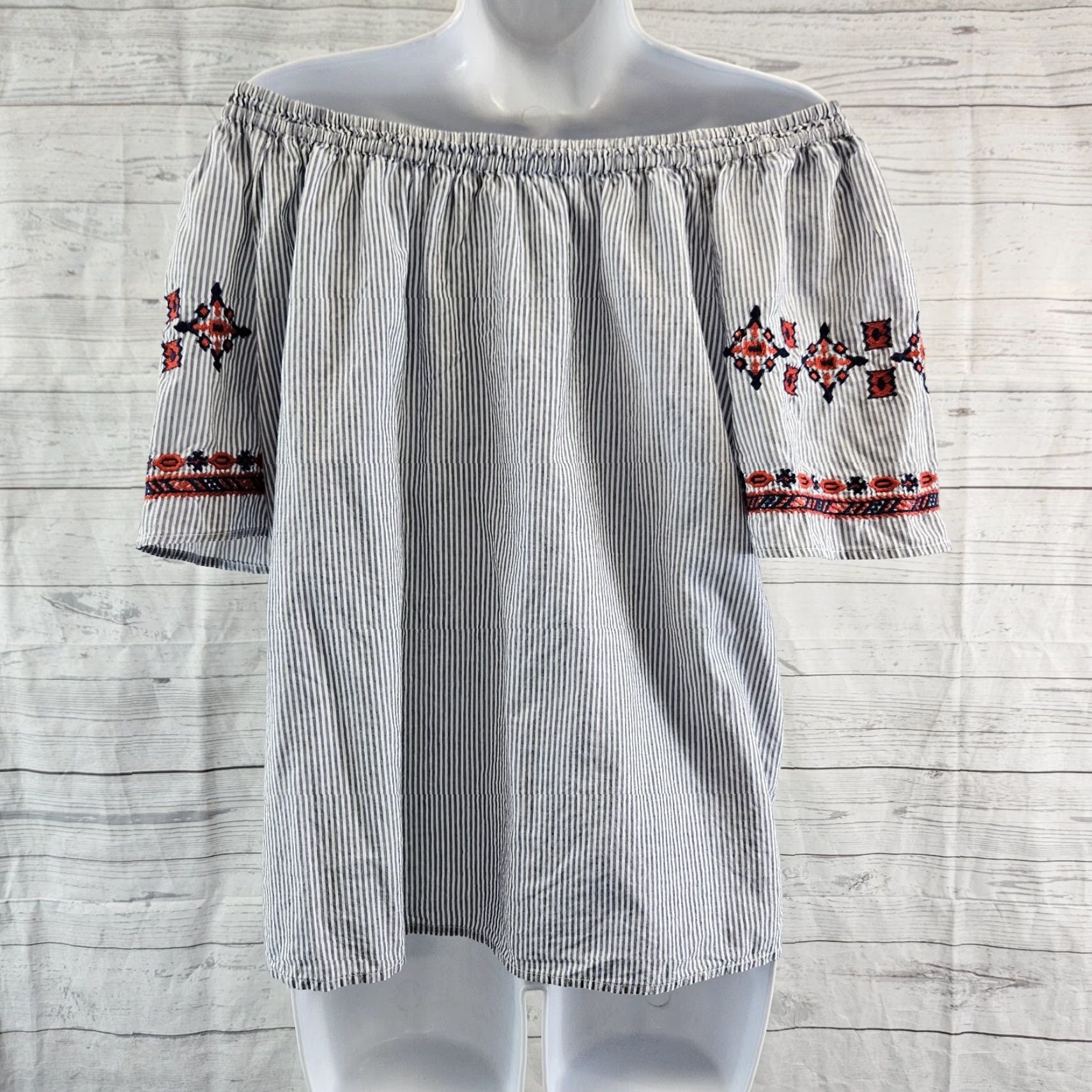 Loft VINTAGE Ann Taylor LOFT Womens Top Sz Medium Blue Red Embroidered Striped Tassels Size M / US 6-8 / IT 42-44 - 4 Thumbnail