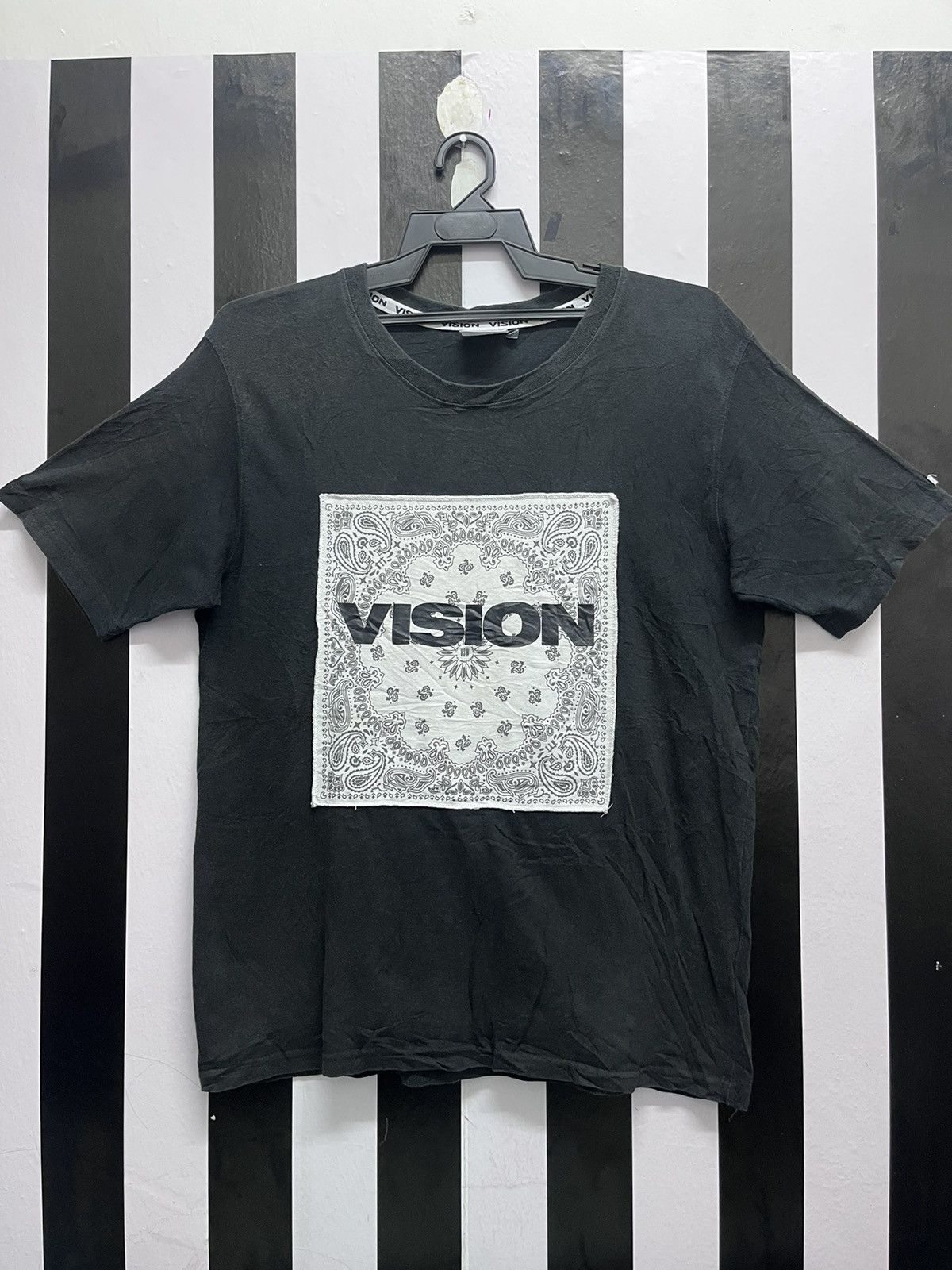 Vintage × Vision Streetwear Vintage Vision Street wear t shirt spell out Size US M / EU 48-50 / 2 - 1 Thumbnail
