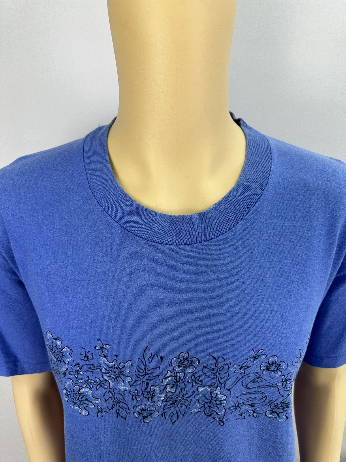 Quiksilver Quiksilver 80s Flower Single Stitch Vintage Tshirt A585 Size US M / EU 48-50 / 2 - 5 Thumbnail