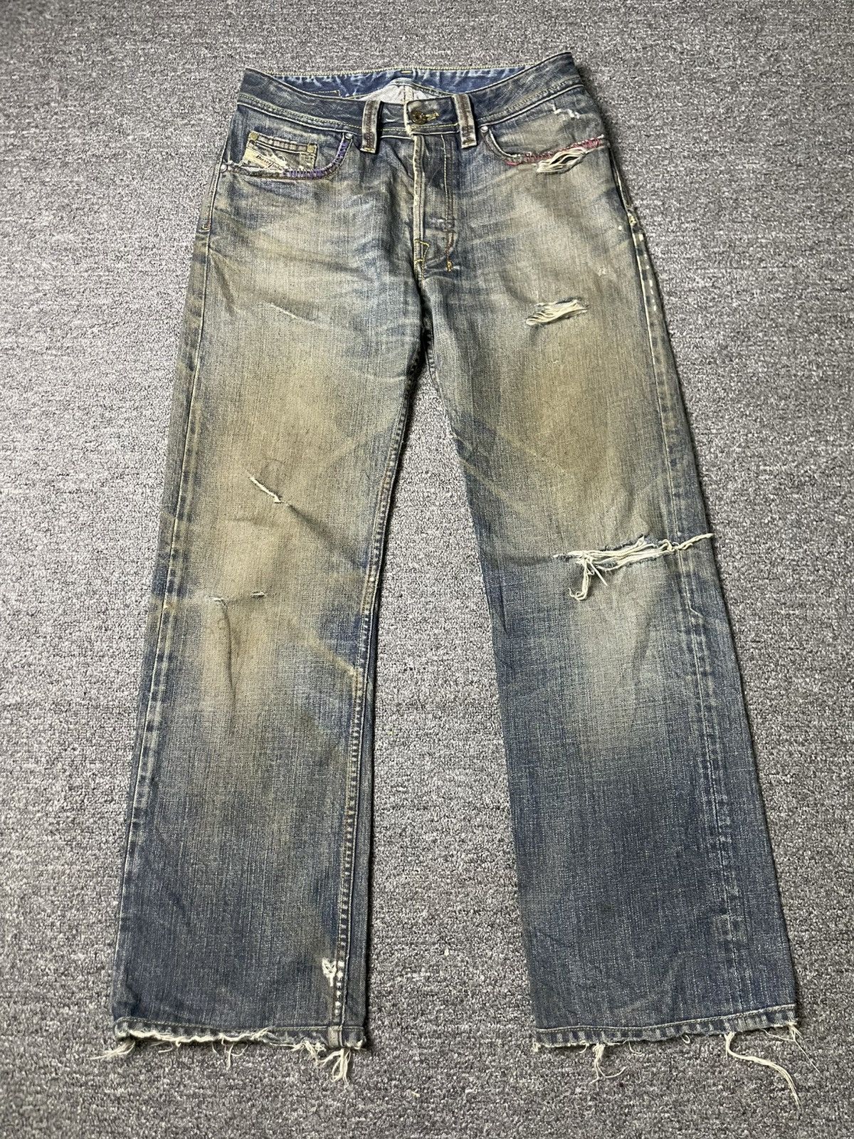 Diesel Vintage DIESEL Straight Cut Distressed Denim (91) Size US 29 - 1 Thumbnail