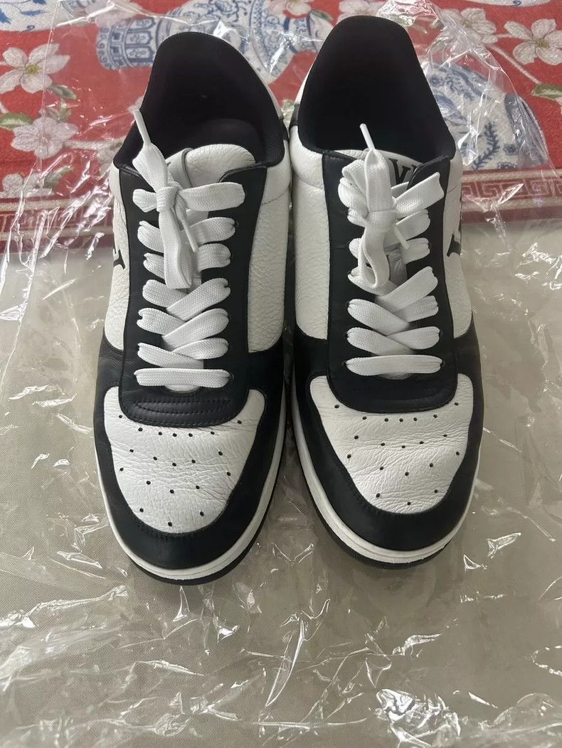 Louis Vuitton Louis Vuitton Classic black and white sneakers Size US 8.5 / EU 41-42 - 3 Thumbnail