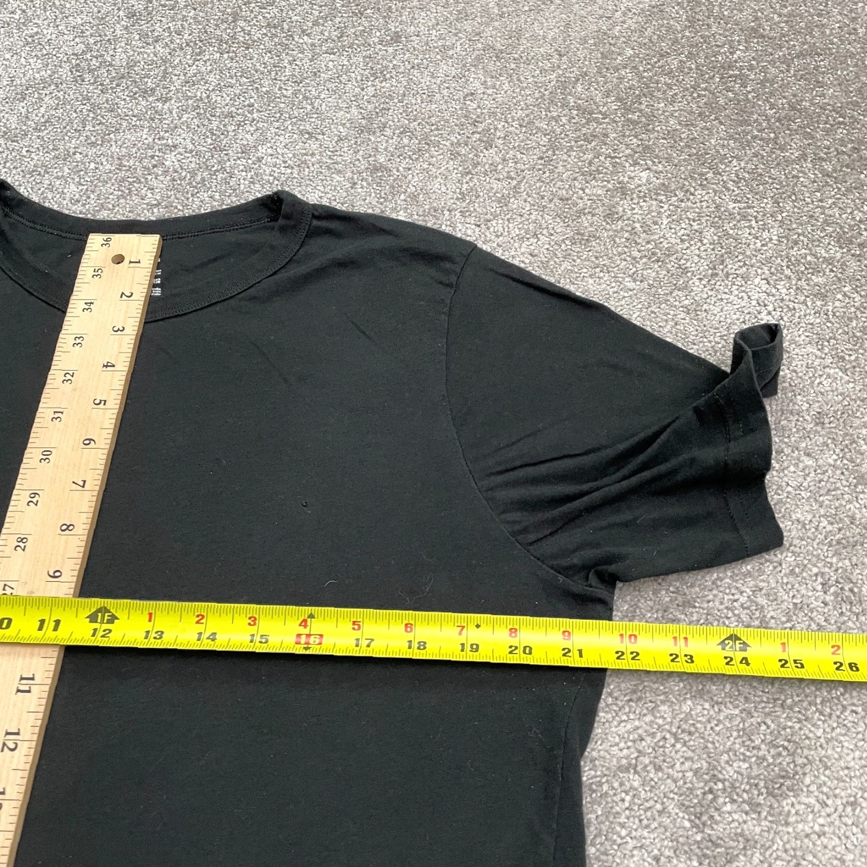 Perry Ellis Vintage Perry Ellis Men’s Black Cotton Blend Crew Neck T-Shirt XL Classic Short Sleeve Size US XL / EU 56 / 4 - 7 Thumbnail