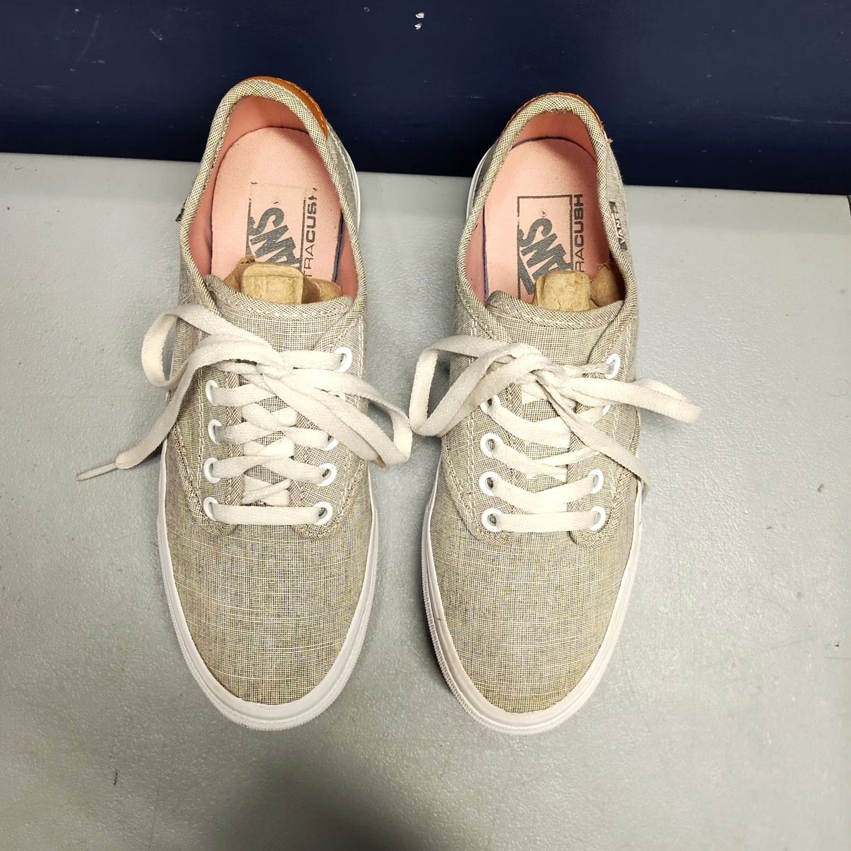 Vans VANS off the Wall Ultracush Flats Sneakers Womens 7.5 Gray White Lace Up 721356 Size US 8 / IT 38 - 2 Thumbnail