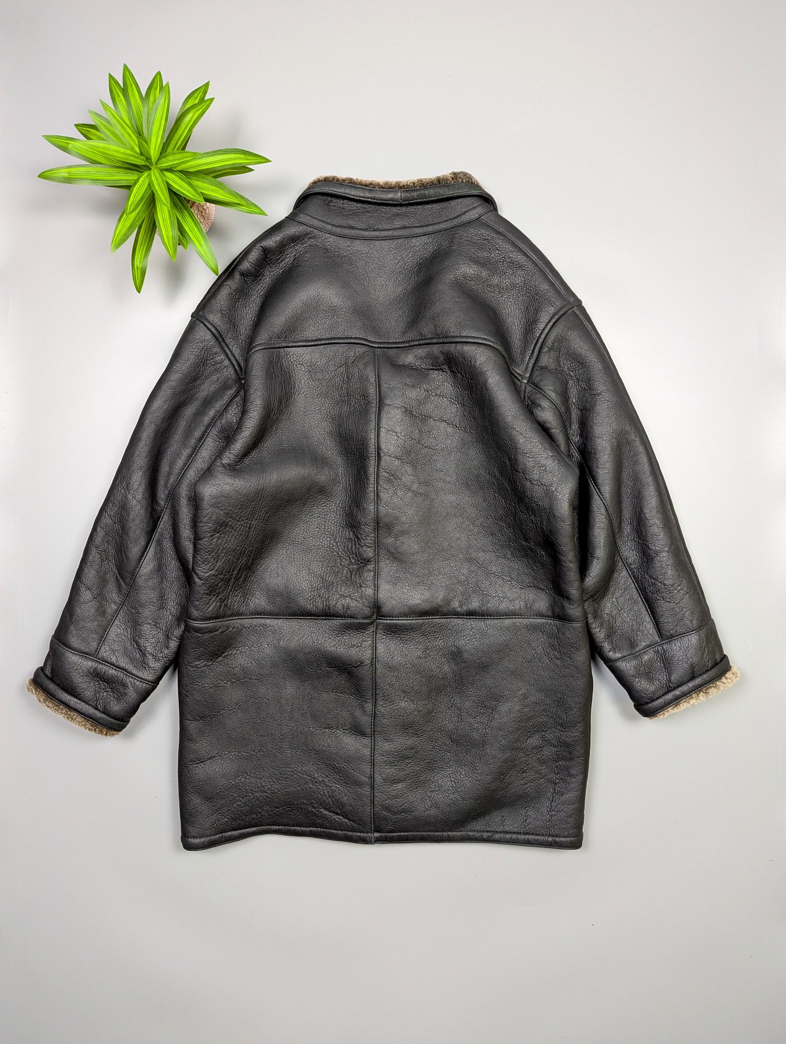 Other Men Black Sheepskin Shearling Leather Fur Coat Jacket 52 (L) Size US L / EU 52-54 / 3 - 13 Thumbnail