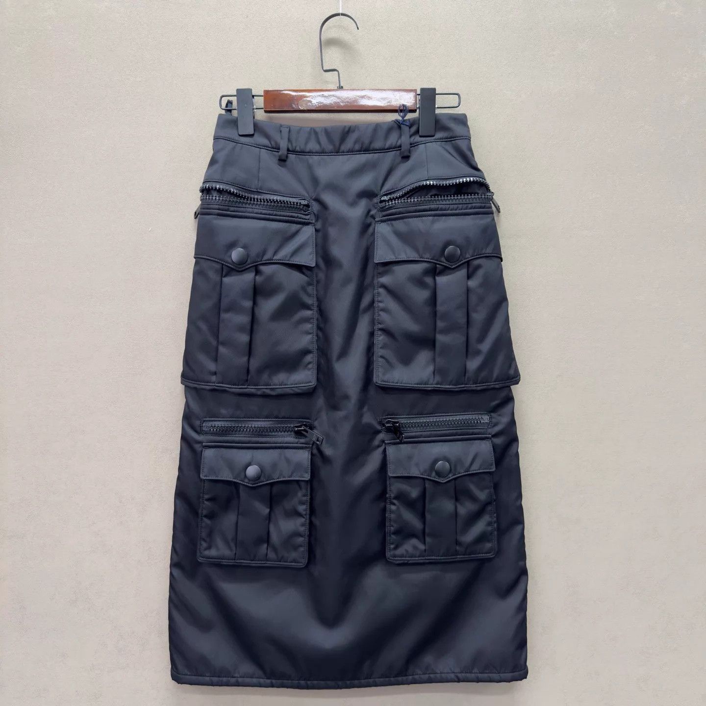 Prada Prada Black Nylon Pocket Skirt 38 New With Tags Size 26" / US 2 / IT 38 - 3 Thumbnail