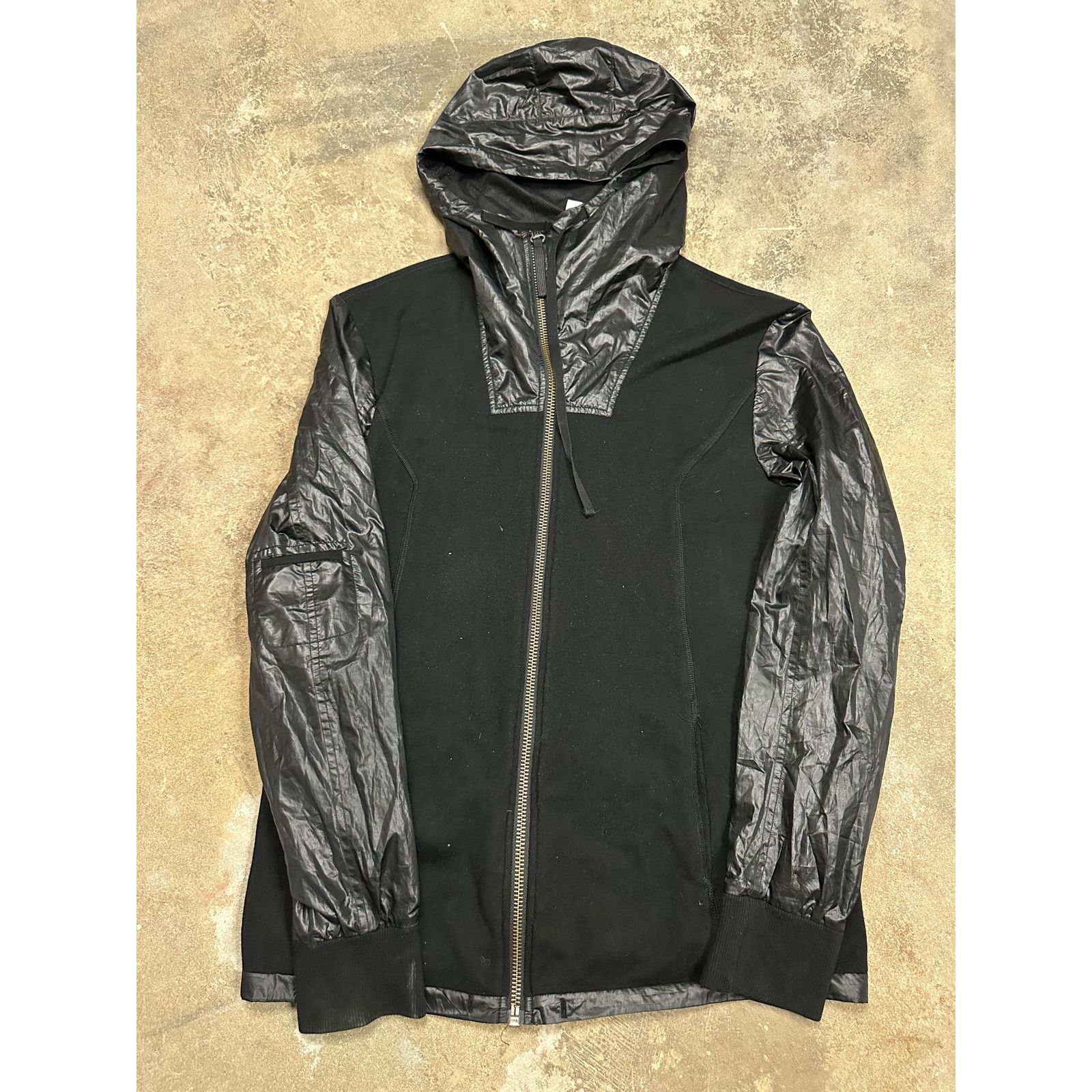 Helmut Lang Helmut Lang Nylon Zip Up Black Used Small Size US S / EU 44-46 / 1 - 1 Thumbnail