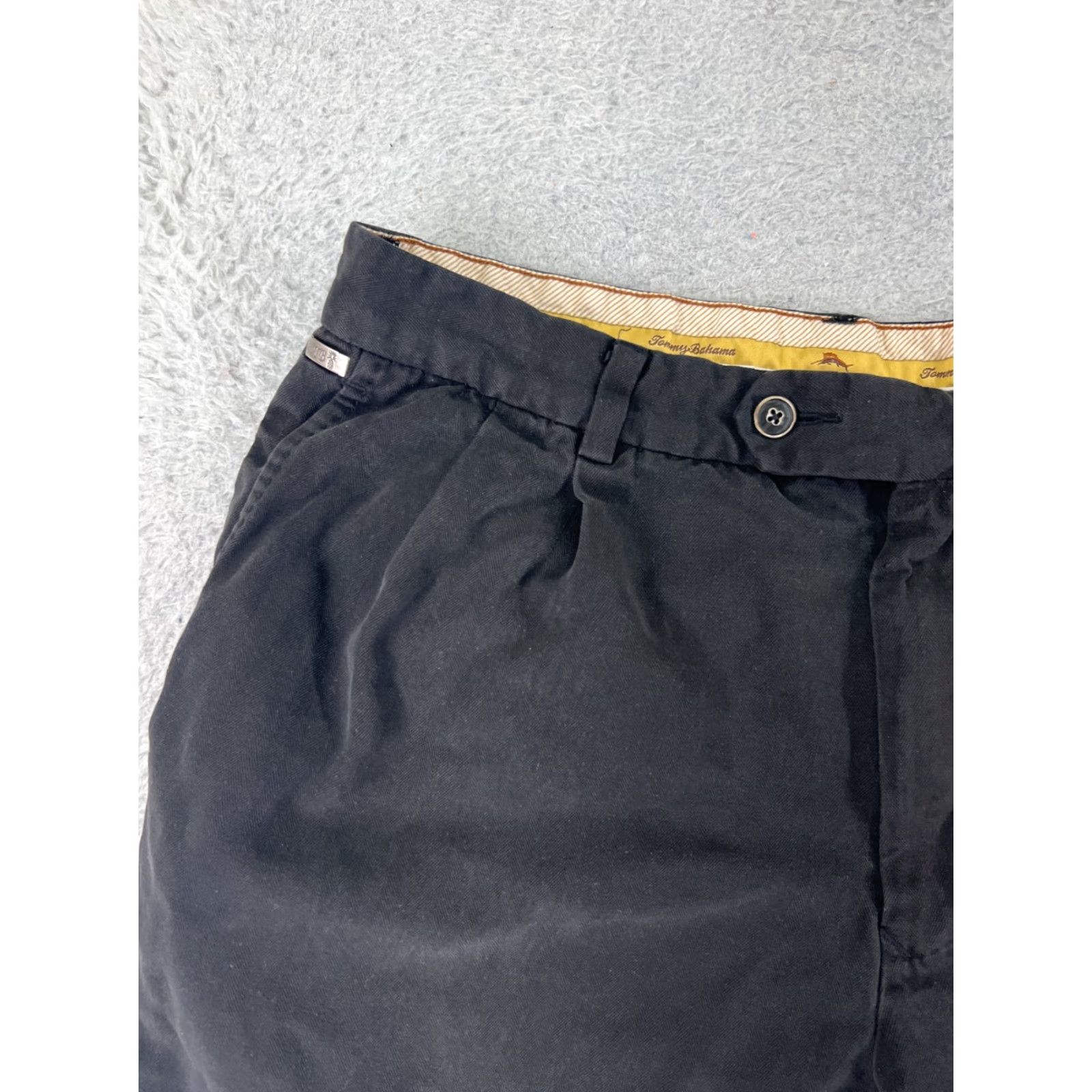 Tommy Bahama Tommy Bahama Shorts Men 36 Black Silk Blend Bermuda Pleated Herringbone 36x9 Size US 36 / EU 52 - 4 Thumbnail