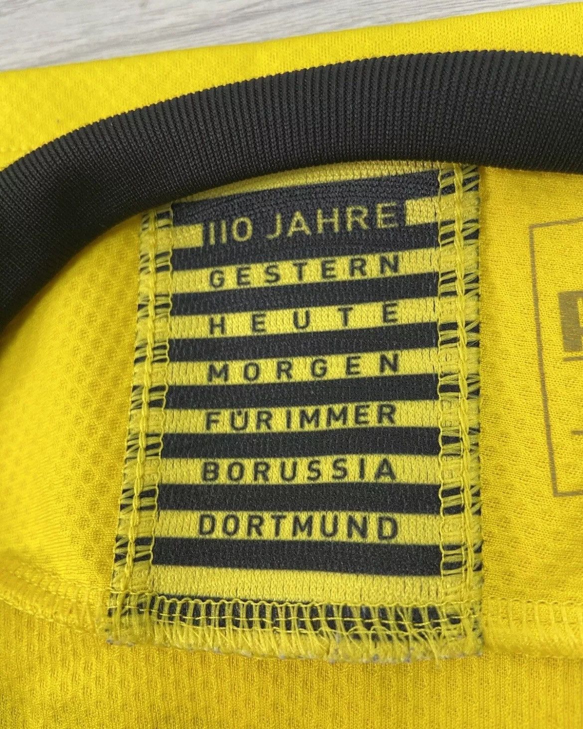 Puma Borussia dortmund FC 2019/20 Home Jersey Shirt Puma Size S Size US S / EU 44-46 / 1 - 10 Thumbnail