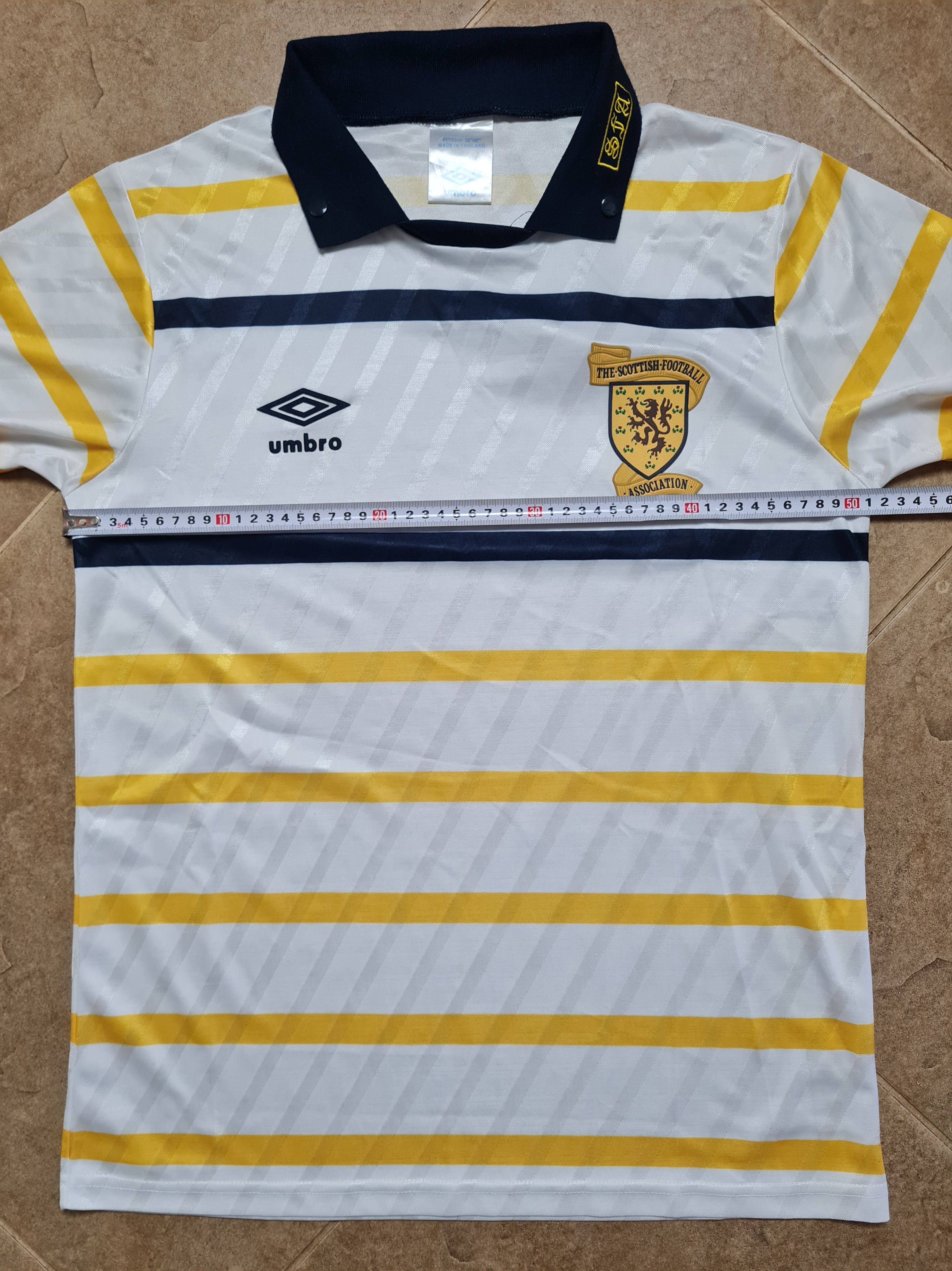 Umbro Scotland National Team Umbro 1988/89/90 Away Shirt Size US M / EU 48-50 / 2 - 4 Thumbnail