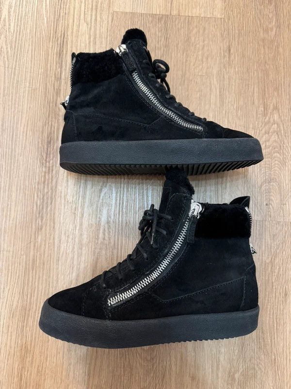 Giuseppe Zanotti Giuseppe Zanotti Kriss Winter May London Fur Shearling 38,5 Size US 8.5 / IT 38.5 - 2 Thumbnail