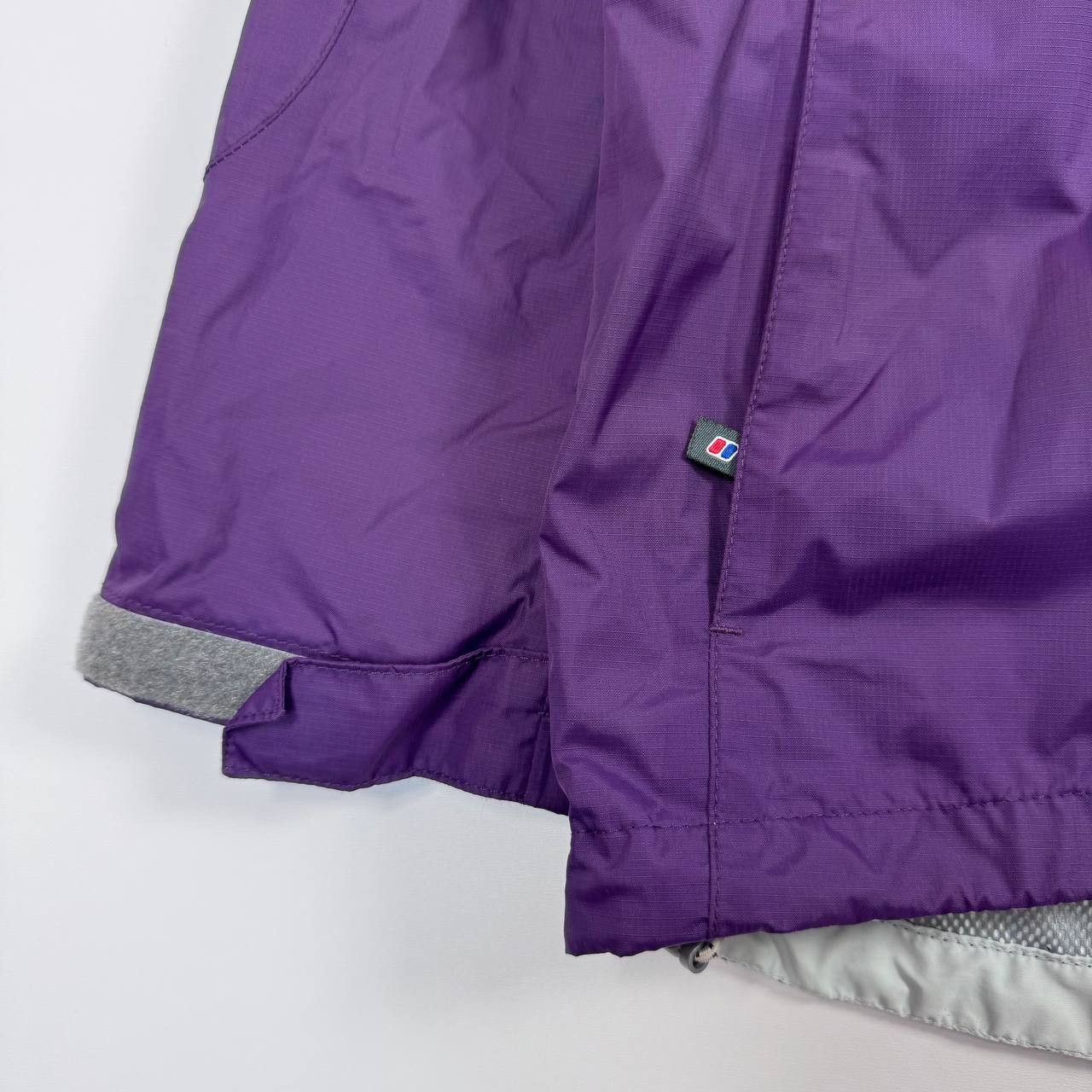 Berghaus Berghaus Womens Waterproof Jacket Purple Outdoor Size M Size M / US 6-8 / IT 42-44 - 8 Thumbnail