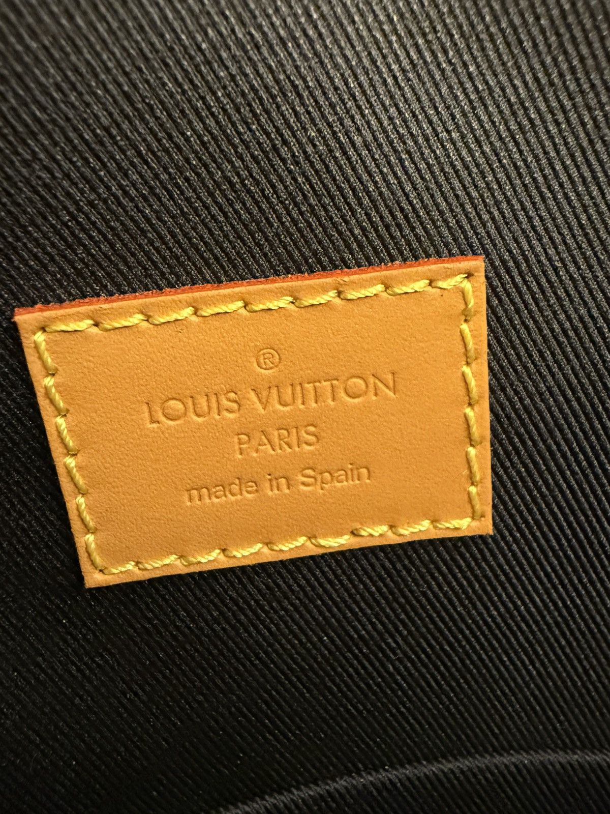 Louis Vuitton × Nigo GRAIL 🦄📜 Louis Vuitton X Nigo Damier Wave Campus Backpack Size ONE SIZE - 15 Thumbnail
