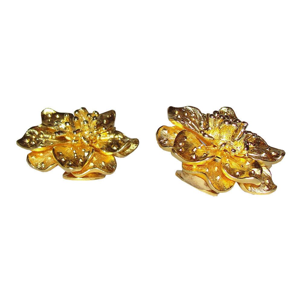 Designer Kenneth Jay Lane Gold Plated Flower Earrings Size ONE SIZE - 3 Thumbnail