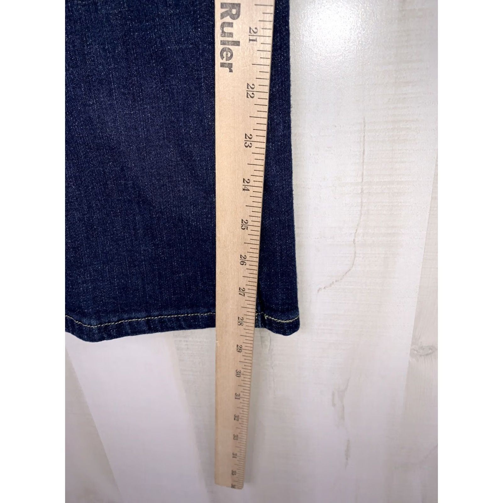 Levi's Levi’s Jeans 515 Stretch Boot Cut Denim Womens 6s/28-11195 Blue Cotton Blend Regular Size Type Jeans Womens Size 28" / US 6 / IT 42 - 5 Thumbnail