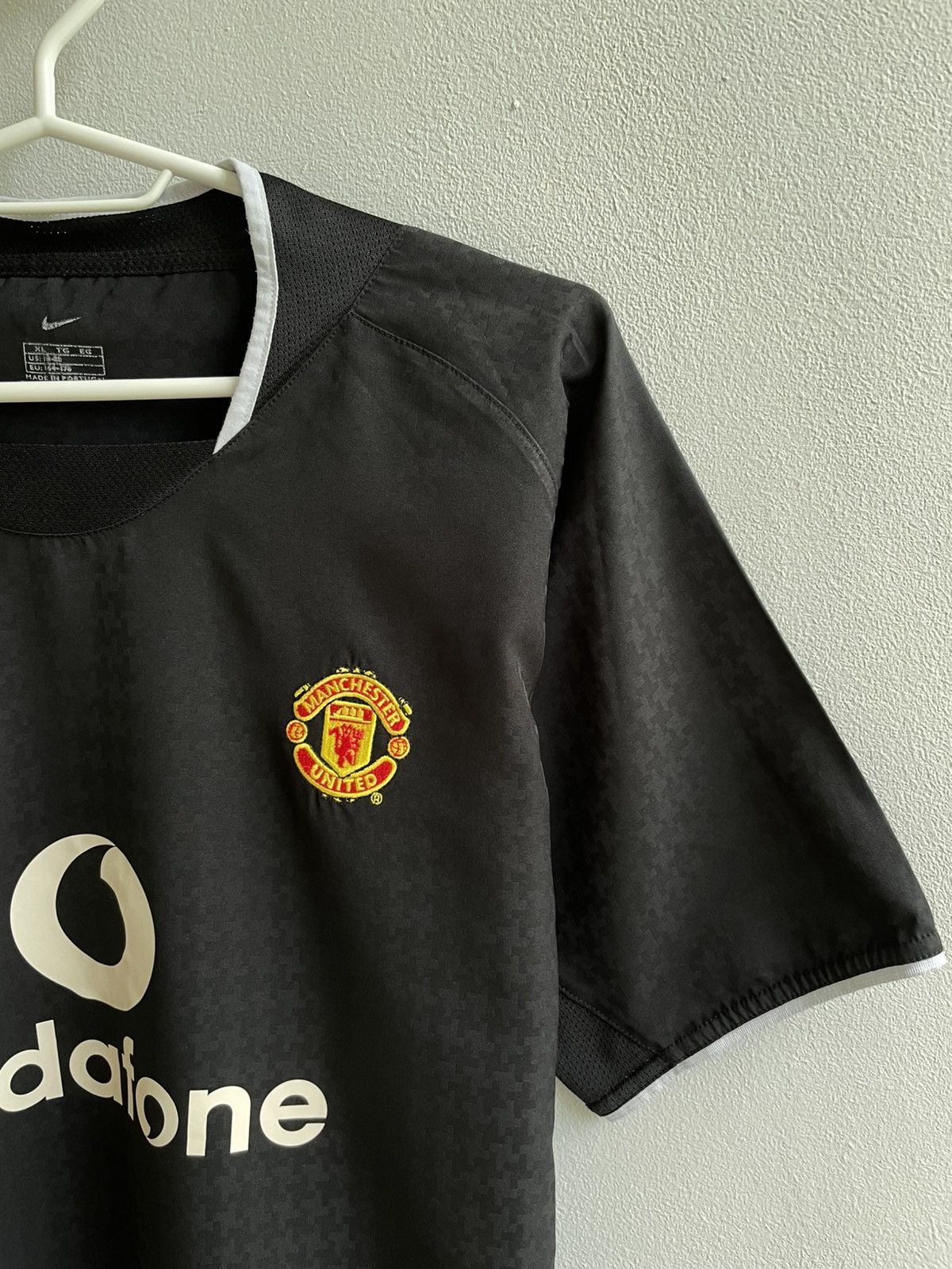 Other MANCHESTER UNITED 2003 2004 2005 Footbal Shirt Soccer Jersey Size US XS / EU 42 / 0 - 4 Thumbnail