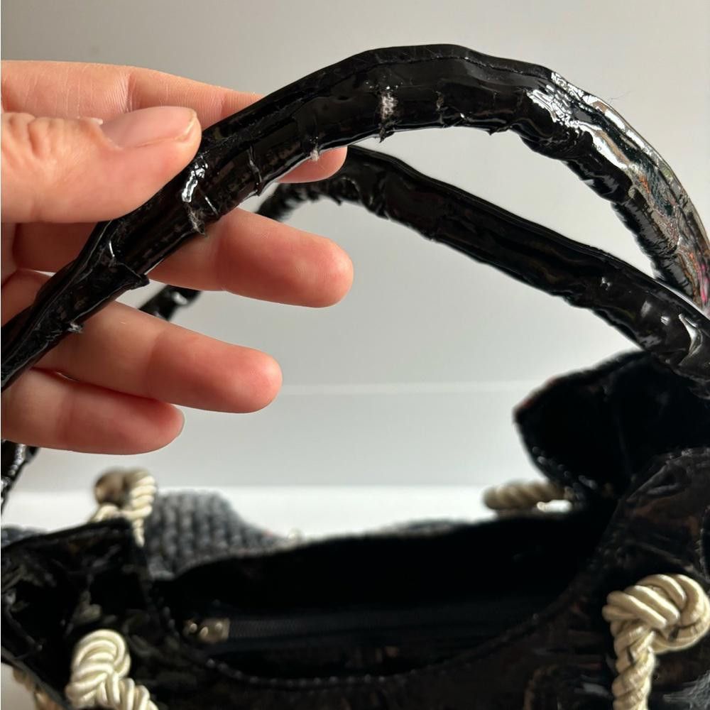 Designer Y2K Baddie Shoulder Bag with Floral Design Size ONE SIZE - 3 Thumbnail