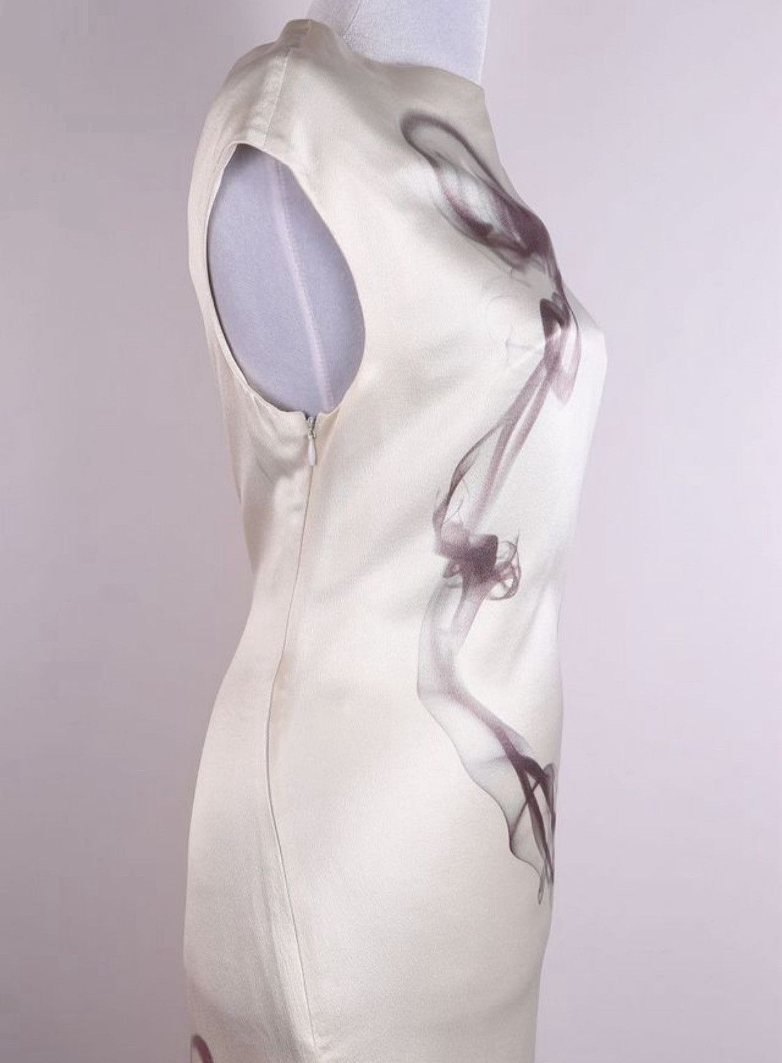 Alexander McQueen Alexander McQueen SS2009 Smoke Print Silk Maxi Dress Size S / US 4 / IT 40 - 4 Thumbnail