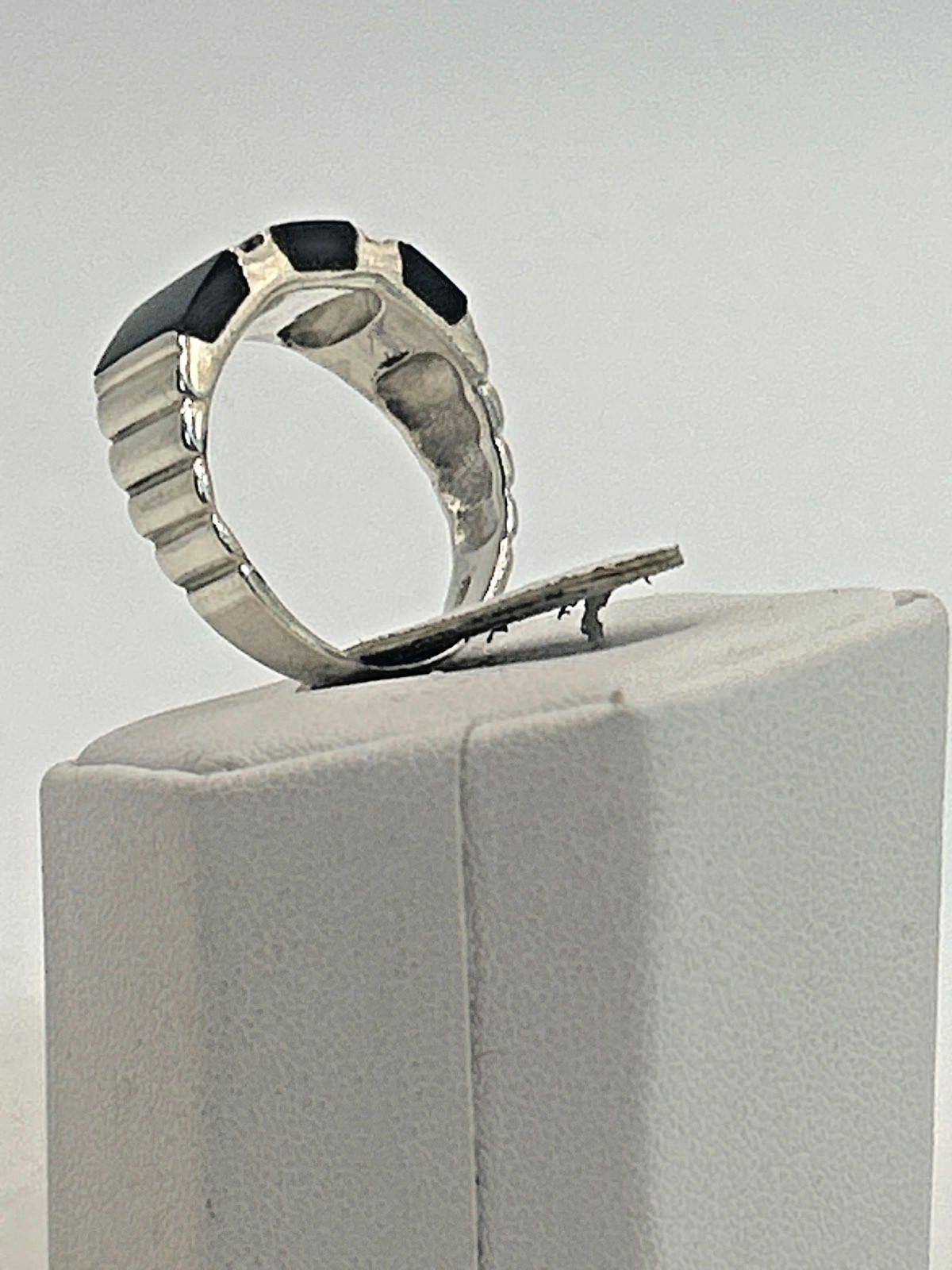 Sterling Silver 925 Vintage Sterling Silver Ring Size 8 with Black stone Size ONE SIZE - 4 Thumbnail