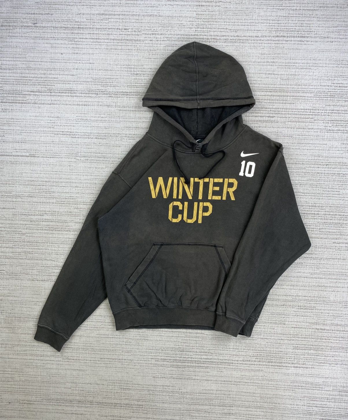 Japanese Brand × Nike Vintage Nike Winter Cup 10 Sweatshirt Hoodie Size US L / EU 52-54 / 3 - 1 Thumbnail