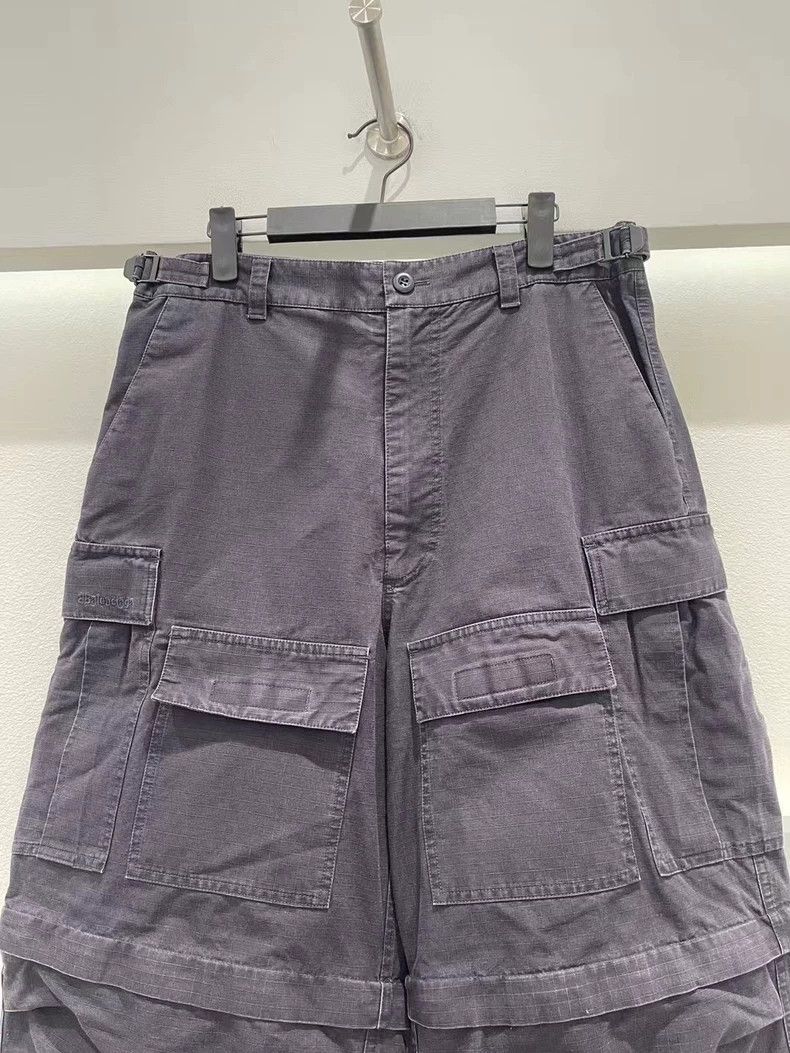 Balenciaga size US 46Multi-pocket detachable overalls pants