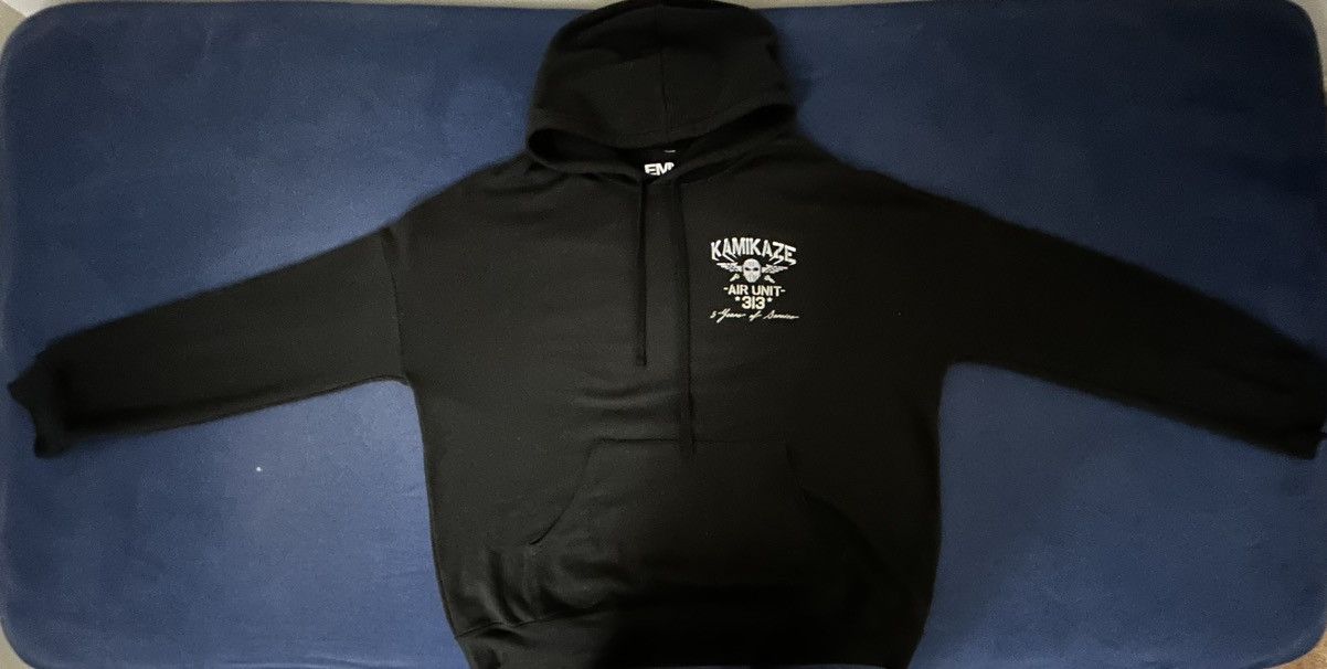 Eminem Kamikaze Flag Hoodie Size US XL / EU 56 / 4 - 1 Thumbnail