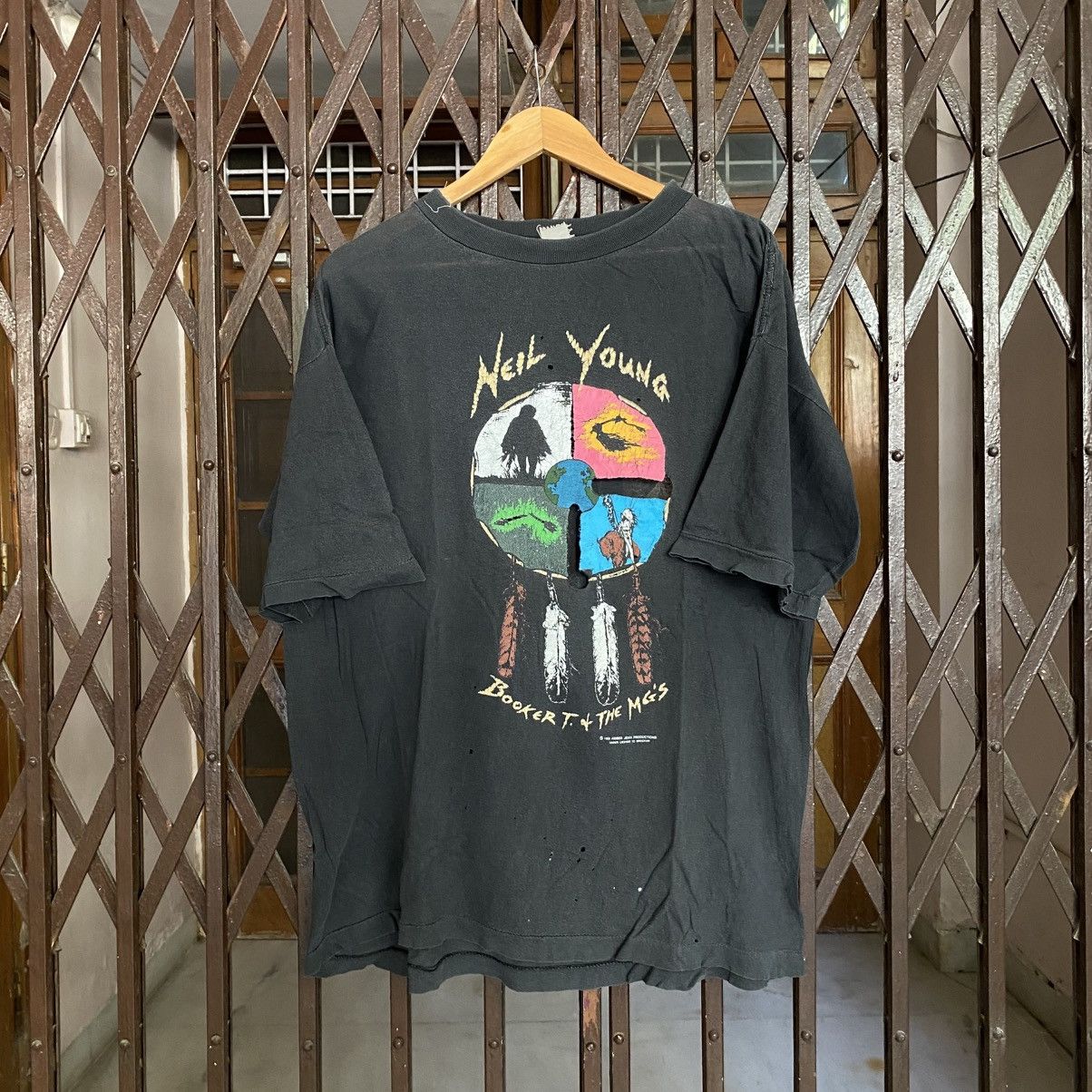 Vintage 1993 Neil Young & Booker T. & The M.G.'s t-shirt