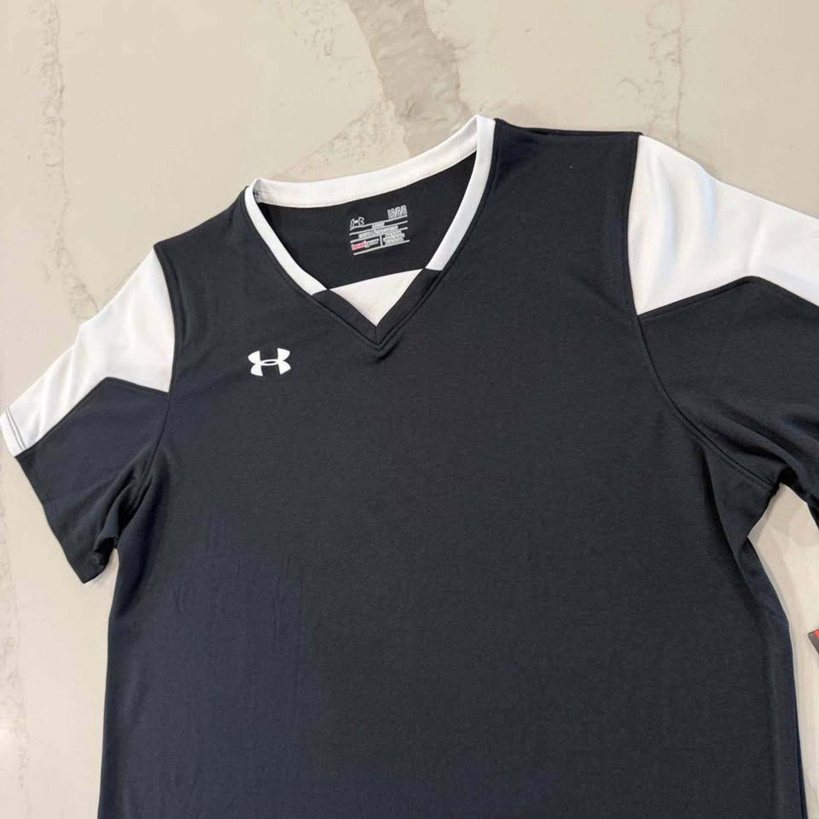 Under Armour Under Armour NWT Athletic Heat Gear Soccer Jersey Womens L Size L / US 10 / IT 46 - 2 Thumbnail