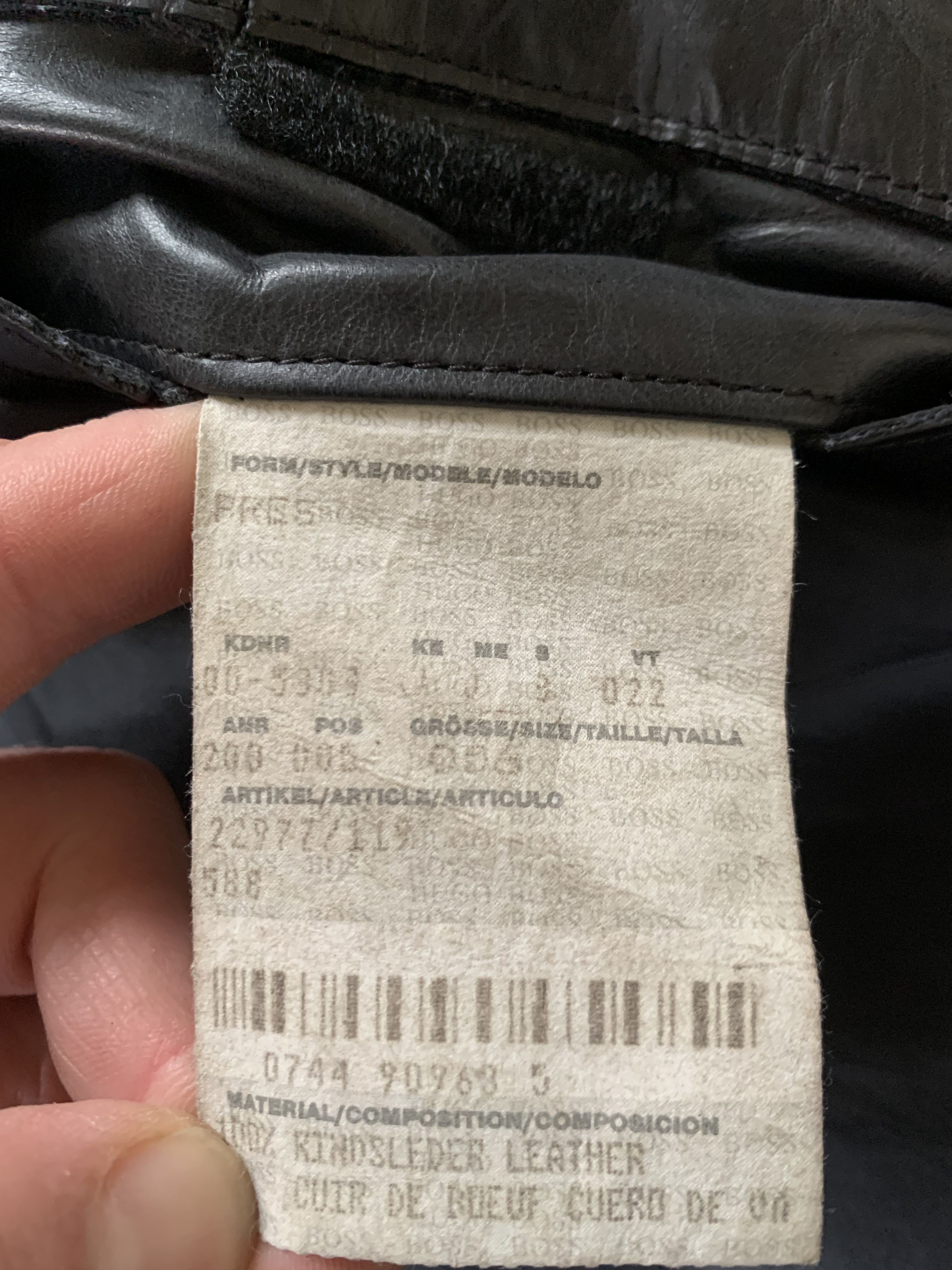 Hugo Boss Hugo Boss Rare Vintage Black Leather Jacket Size US XXL / EU 58 / 5 - 7 Thumbnail