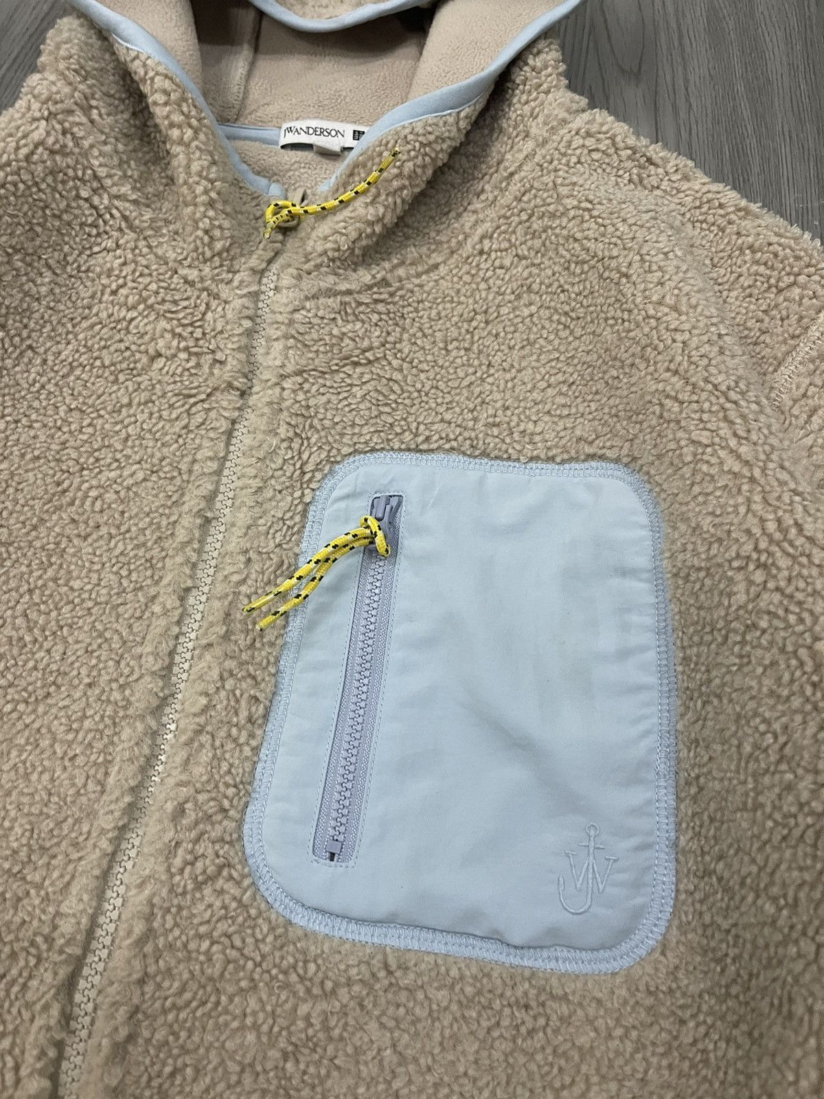 JW Anderson × Japanese Brand J.W. Anderson Uniqlo sherpa fleece hooded boxy jacket Size XL / US 12-14 / IT 48-50 - 4 Thumbnail