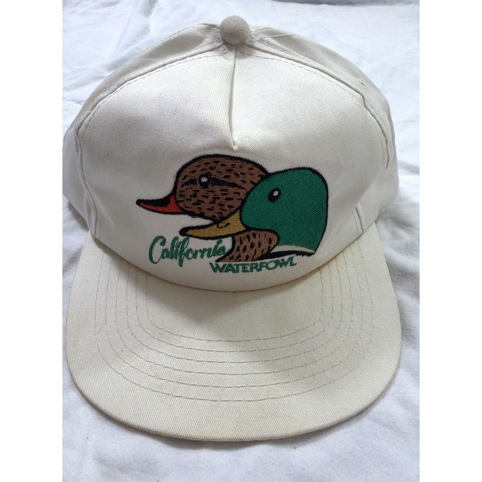 Vintage VINTAGE 90s California Waterfowl SnapBack Hat Men White Stained One Size Size ONE SIZE - 2 Thumbnail