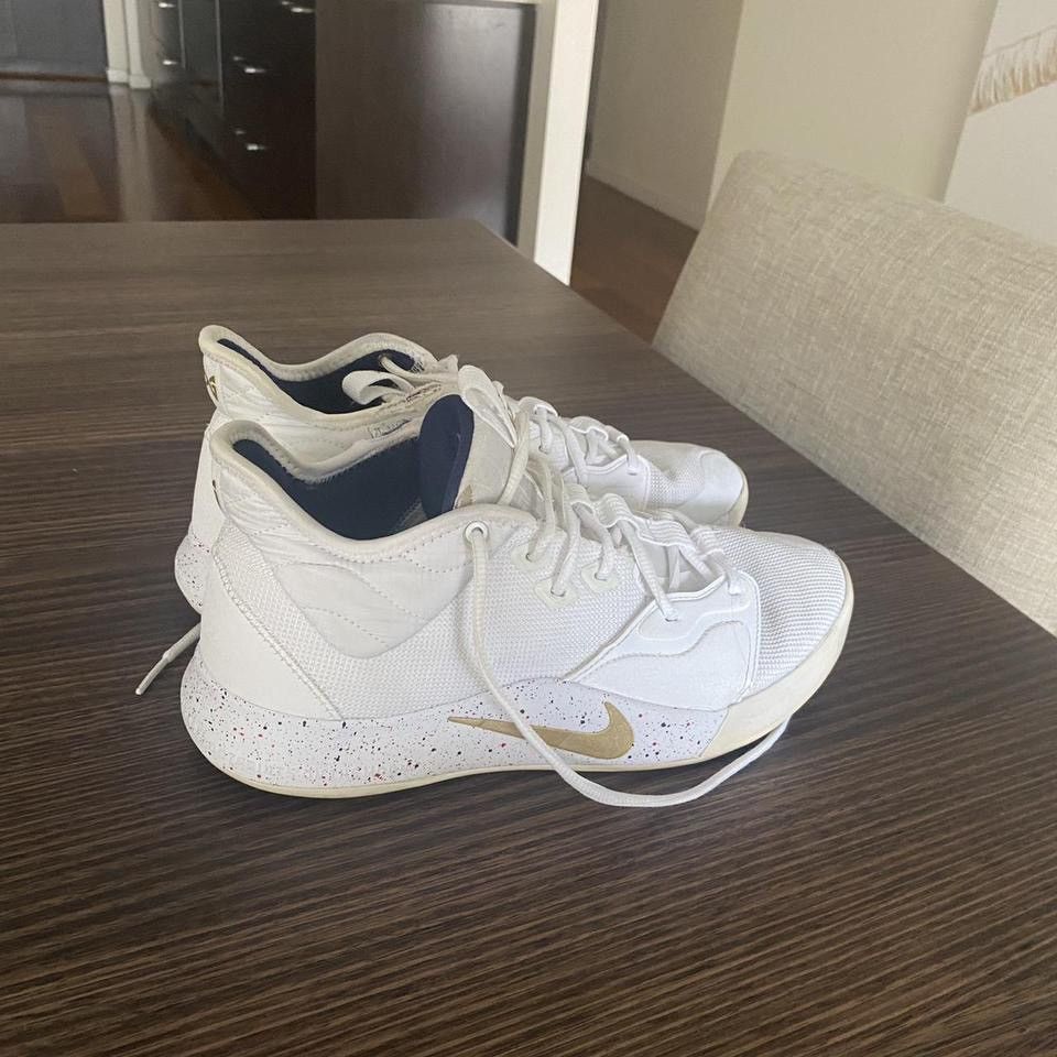 Nike PG13 Basketball shoes Size US 9 / EU 42 - 3 Thumbnail