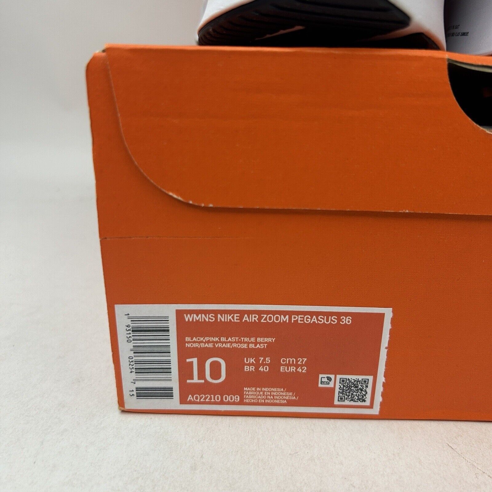 Nike Nike Air Zoom Pegasus 36 WMNS “Pink Blast/True Berry" 2024 Size US 10 / IT 40 - 5 Thumbnail