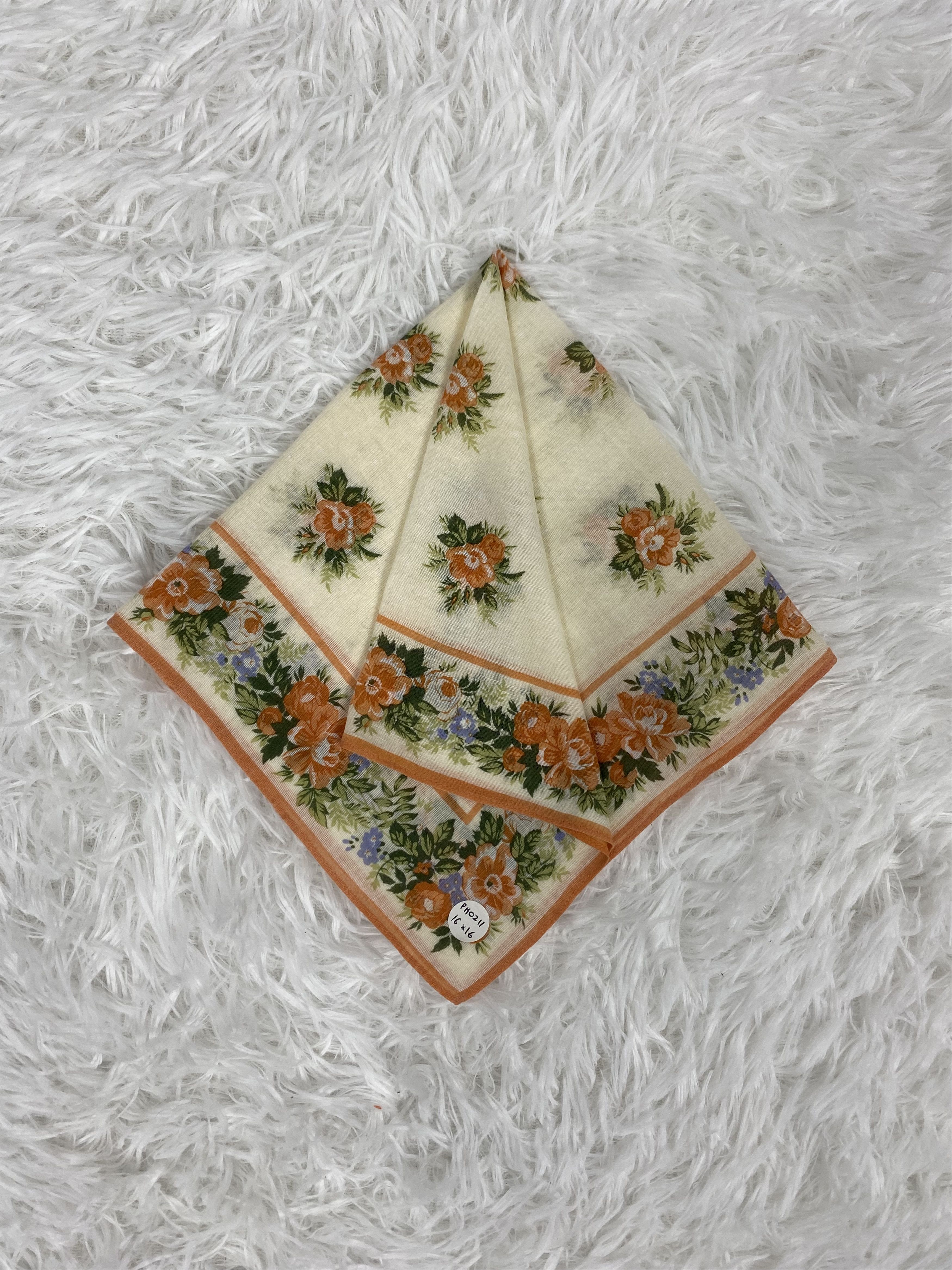 Kenzo Vintage Kenzo Handkerchief Neckerchief PH0211 Size ONE SIZE - 1 Thumbnail