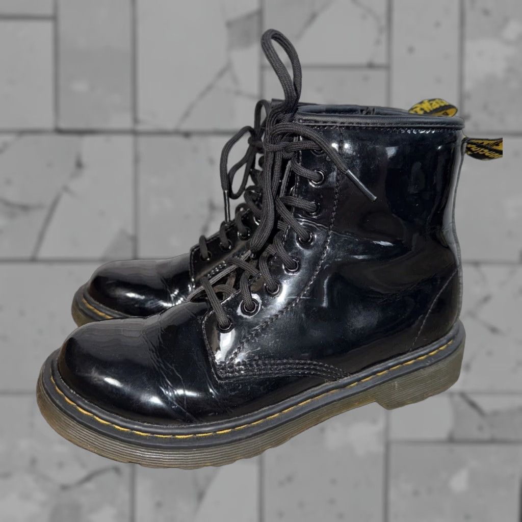 Dr. Martens DR MARTENS Patent Black Leather Side Zip Boots Women US 3 UK 2 Combat Zip Boots Black Leather Patent Side Zip Women US 3 UK 2 Dr Martens Combat Boots Size US 5.5 / IT 35.5 - 1 Thumbnail