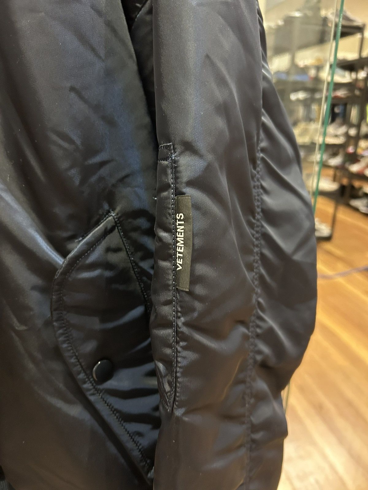 Vetements Vetements X Alpha Industries Bomber university edition Size US S / EU 44-46 / 1 - 10 Thumbnail