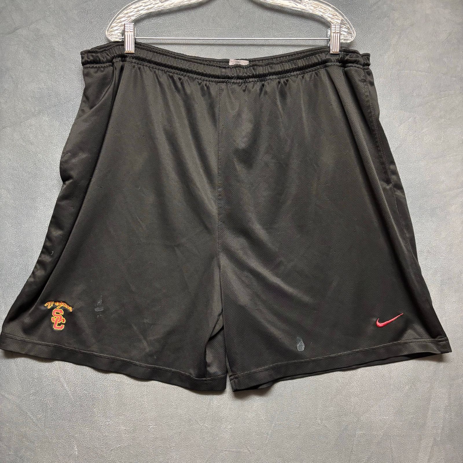 Nike VTG USC Trojans Nike Team Basketball Shorts Athletic Size US 40 / EU 56 - 1 Thumbnail