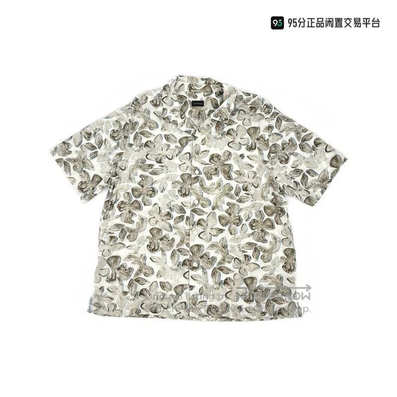 Ermenegildo Zegna Zegna Men's Butterfly Print Lapel Short. Size US XXL / EU 58 / 5 - 1 Thumbnail