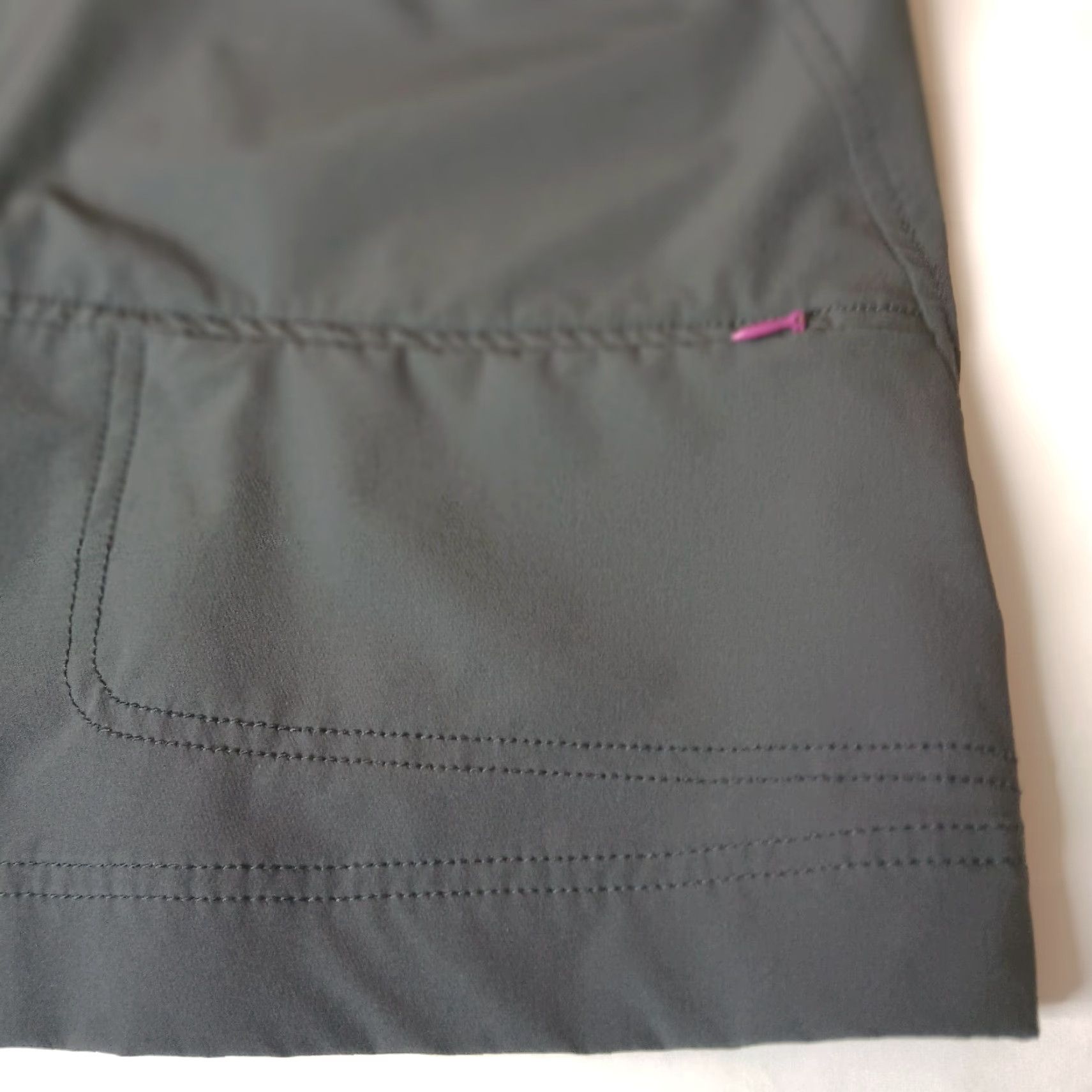 Vintage Title Nine Skirt Size 10 Athletic Performance Gray Stretch Short Athleisure Mini Women's Skirt Pockets Zip Pocket Reg Regular 32" Waist 42" Hips Size 32" / US 10 / IT 46 - 8 Thumbnail