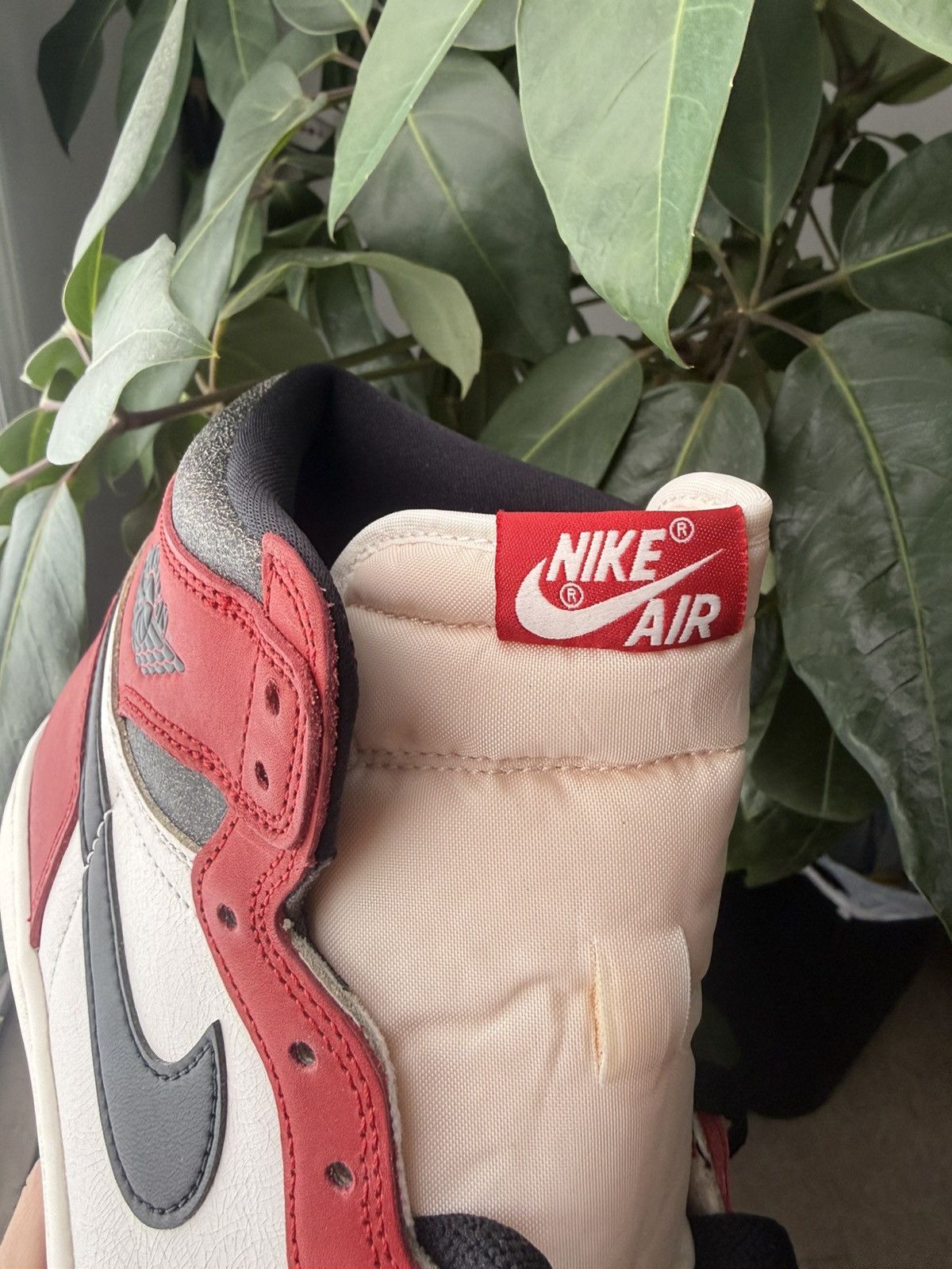 Nike Lost and found chicago 1 Size US 9.5 / EU 42-43 - 13 Thumbnail