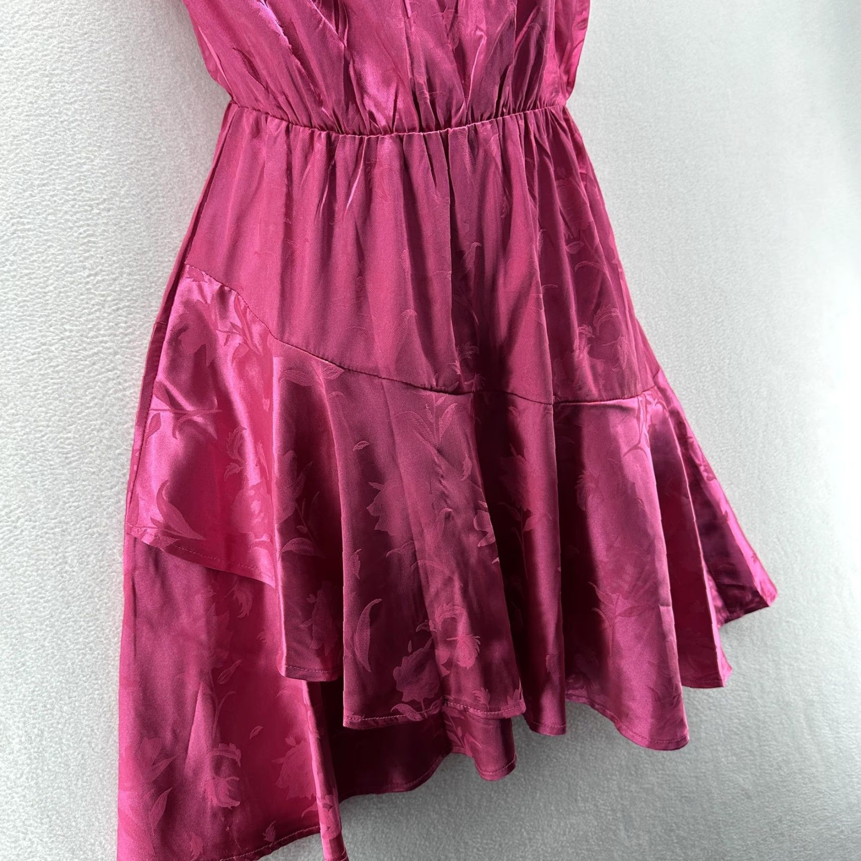 Vintage Hello Molly Dress Womens 6 Pink Floral Satin Halter Fit & Flare Mini Party Dress Size M / US 6-8 / IT 42-44 - 4 Thumbnail