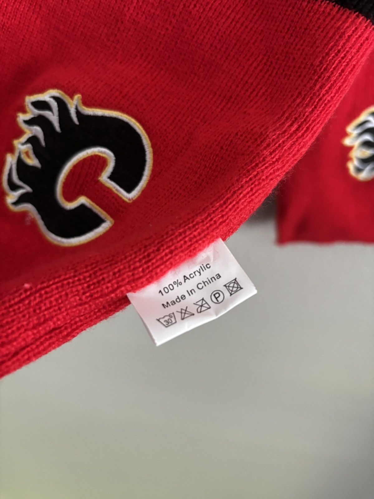 Vintage Calgary Flames NHL Winter Scarf Size ONE SIZE - 6 Thumbnail