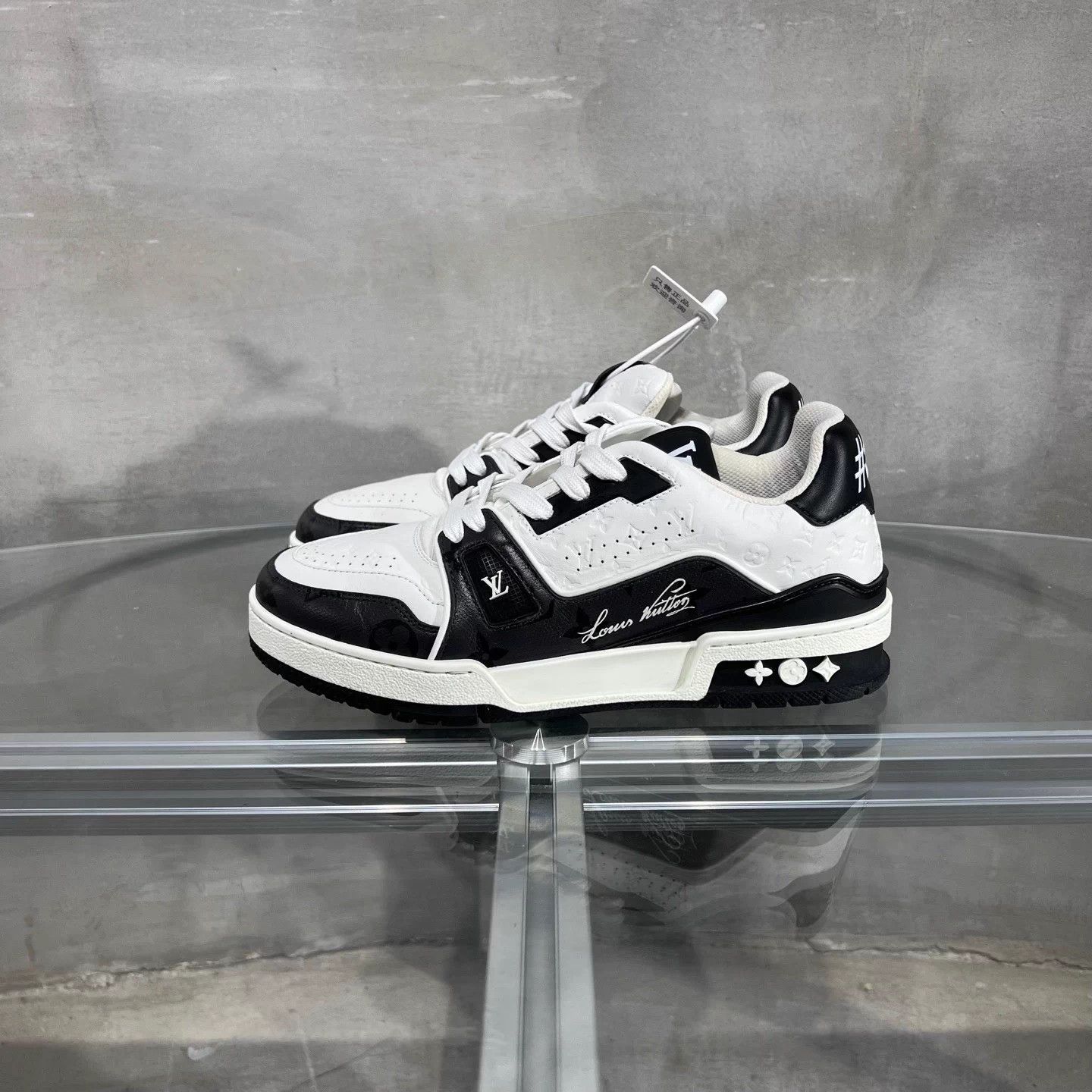 Louis Vuitton LV Trainer Black & White Embossed UK4 38 Size US 6.5 / IT 36.5 - 3 Thumbnail