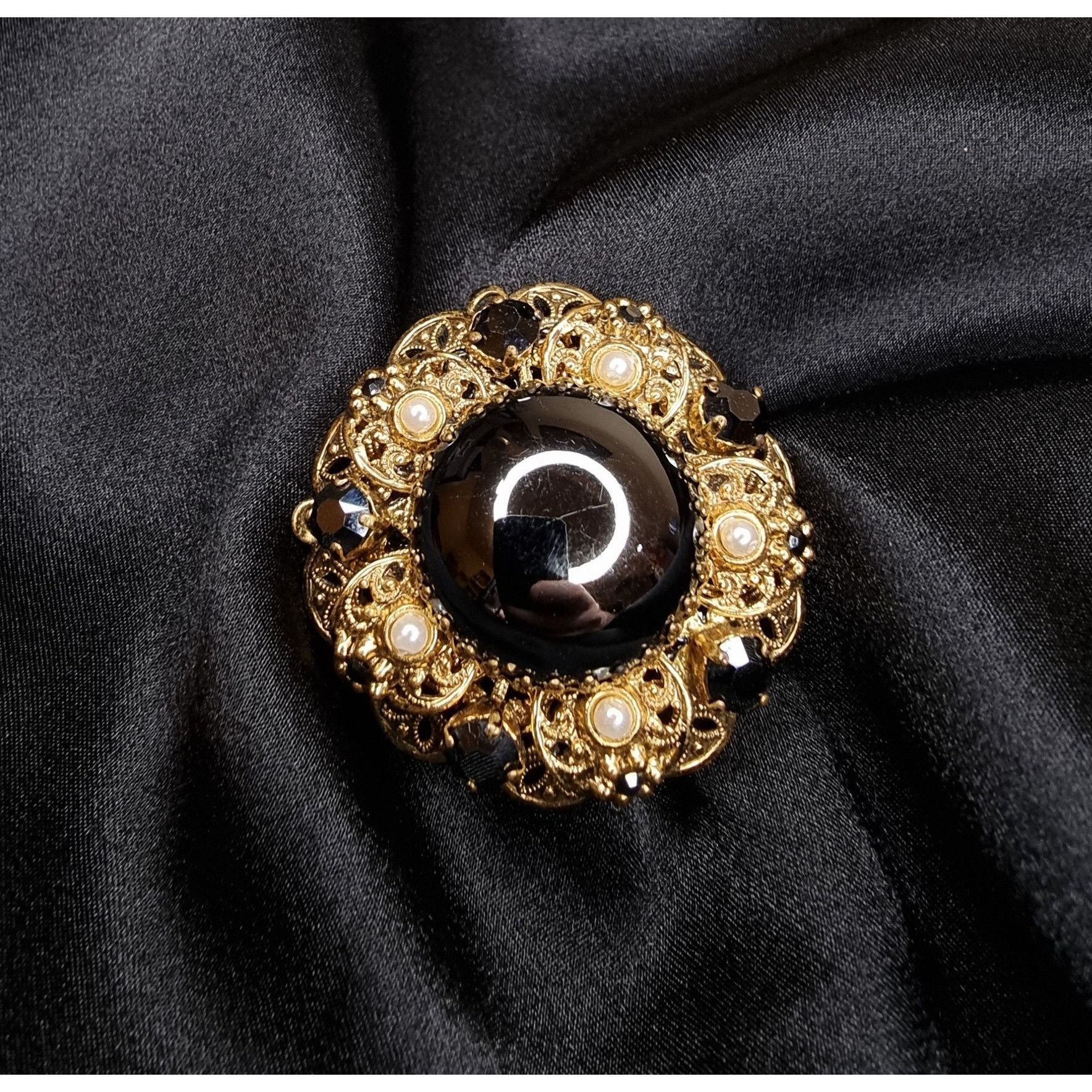 Vintage Vintage West Germany Signed Brooch W/ Black Grey Glass Cent Size ONE SIZE - 2 Thumbnail