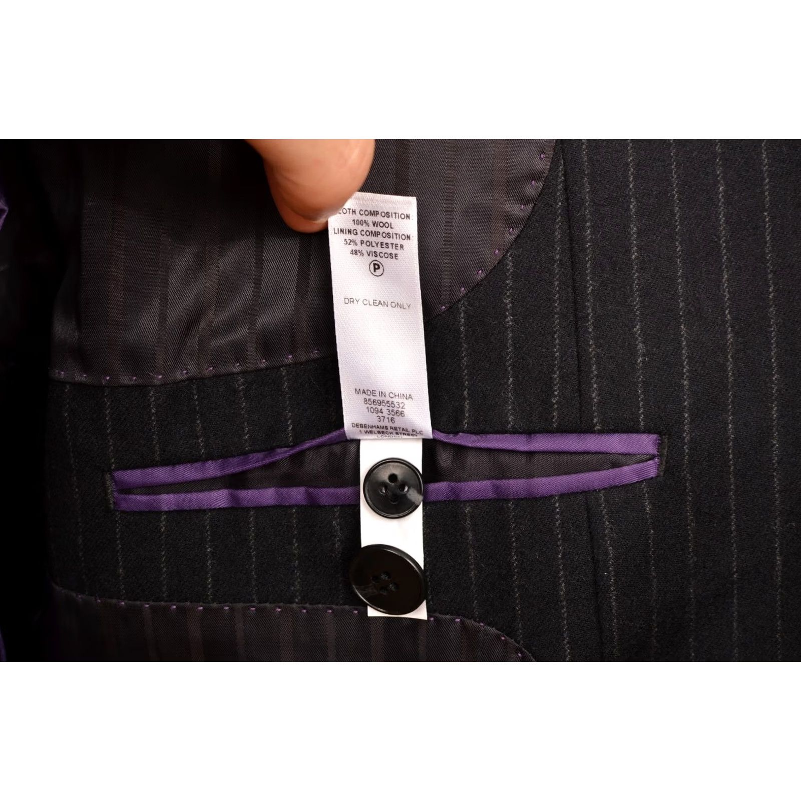 Jasper Conran DDP Jasper Conran Black Wool Striped Blazer 44S Men Blazer Mens Size 44 Black Wool Striped Blazer 90s Event Jewelry? Size 44R - 7 Thumbnail